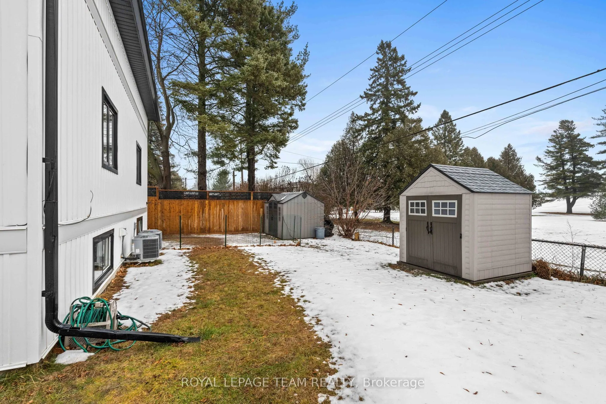 227 ROBERTA Crescent