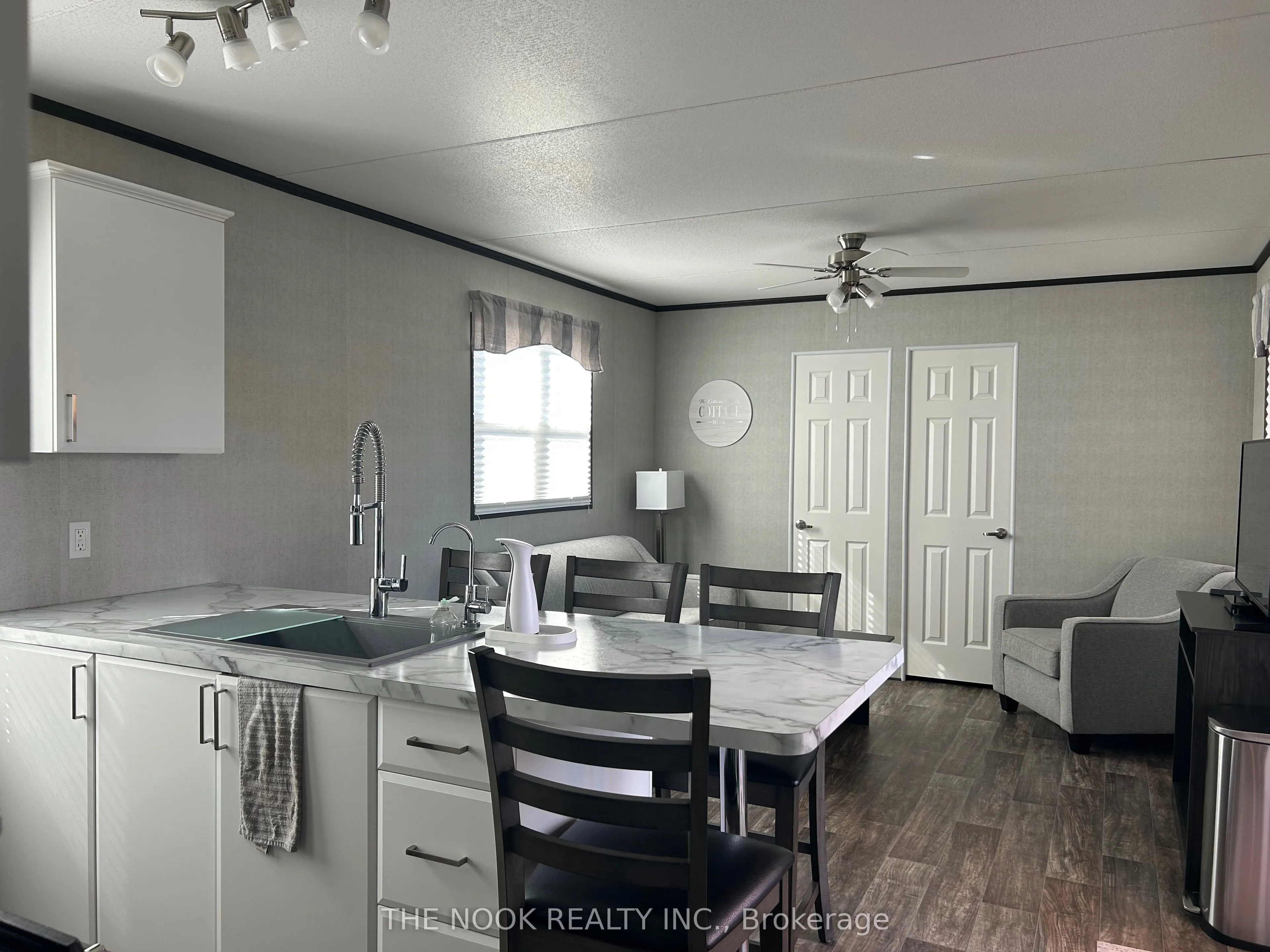 1235 Villiers Line, #CHRY27