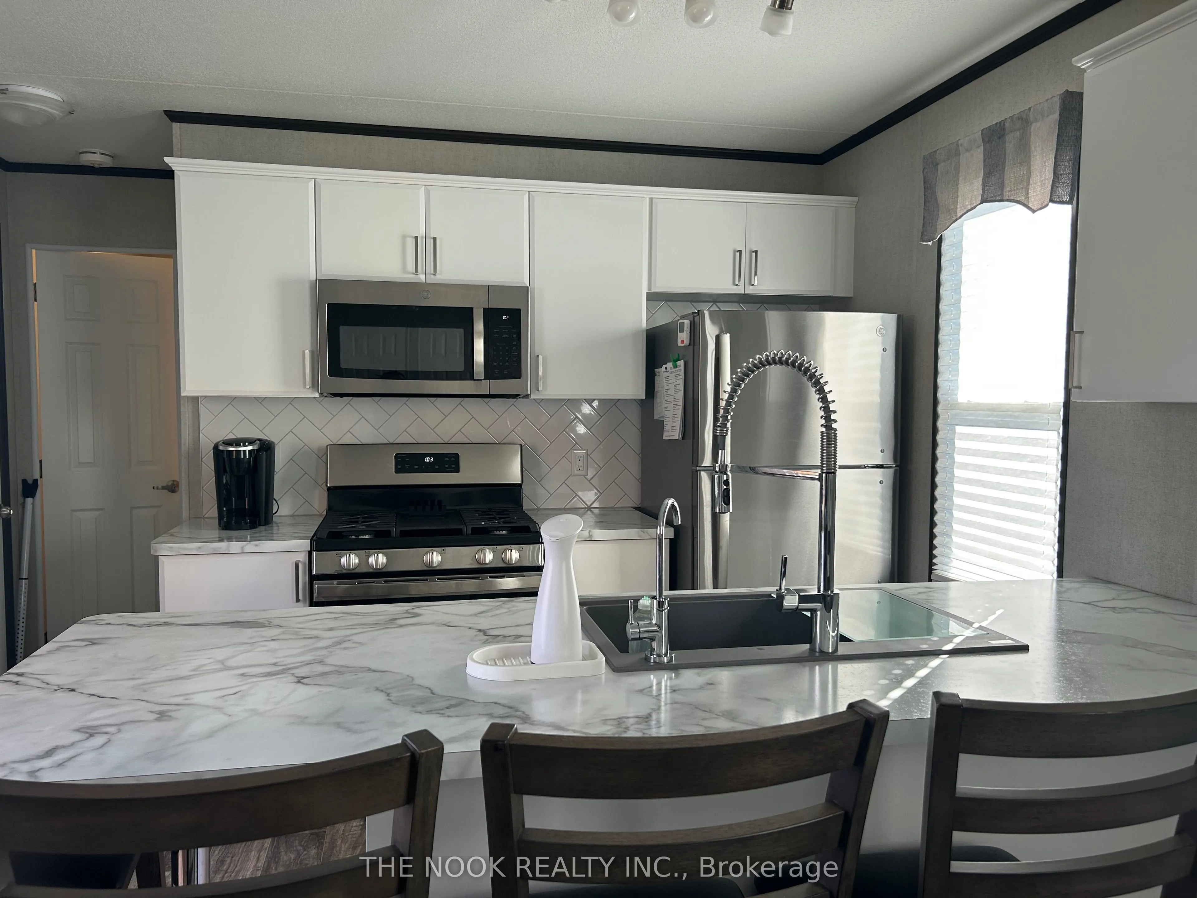 1235 Villiers Line, #CHRY27