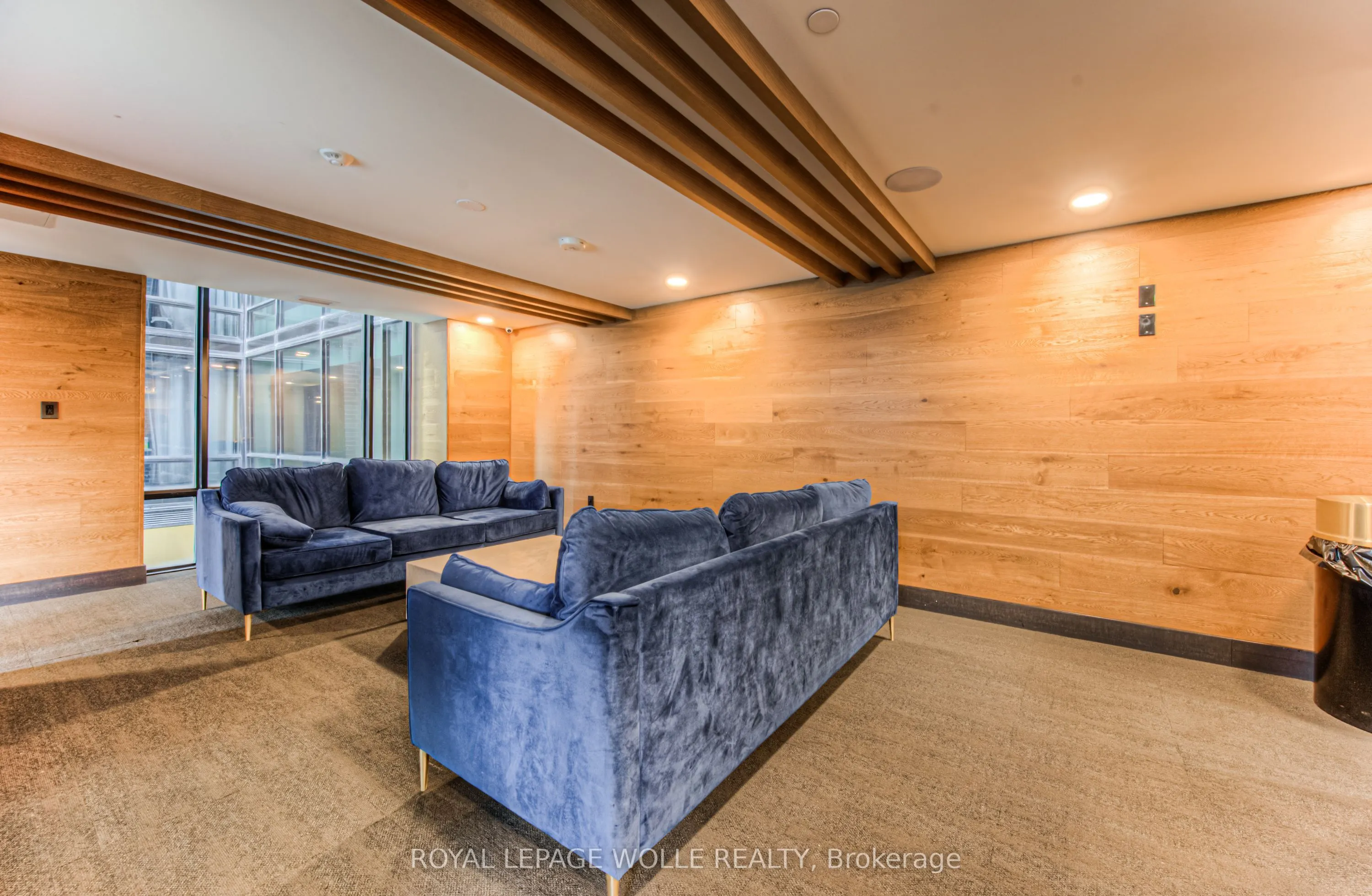 145 Columbia Street W #1210