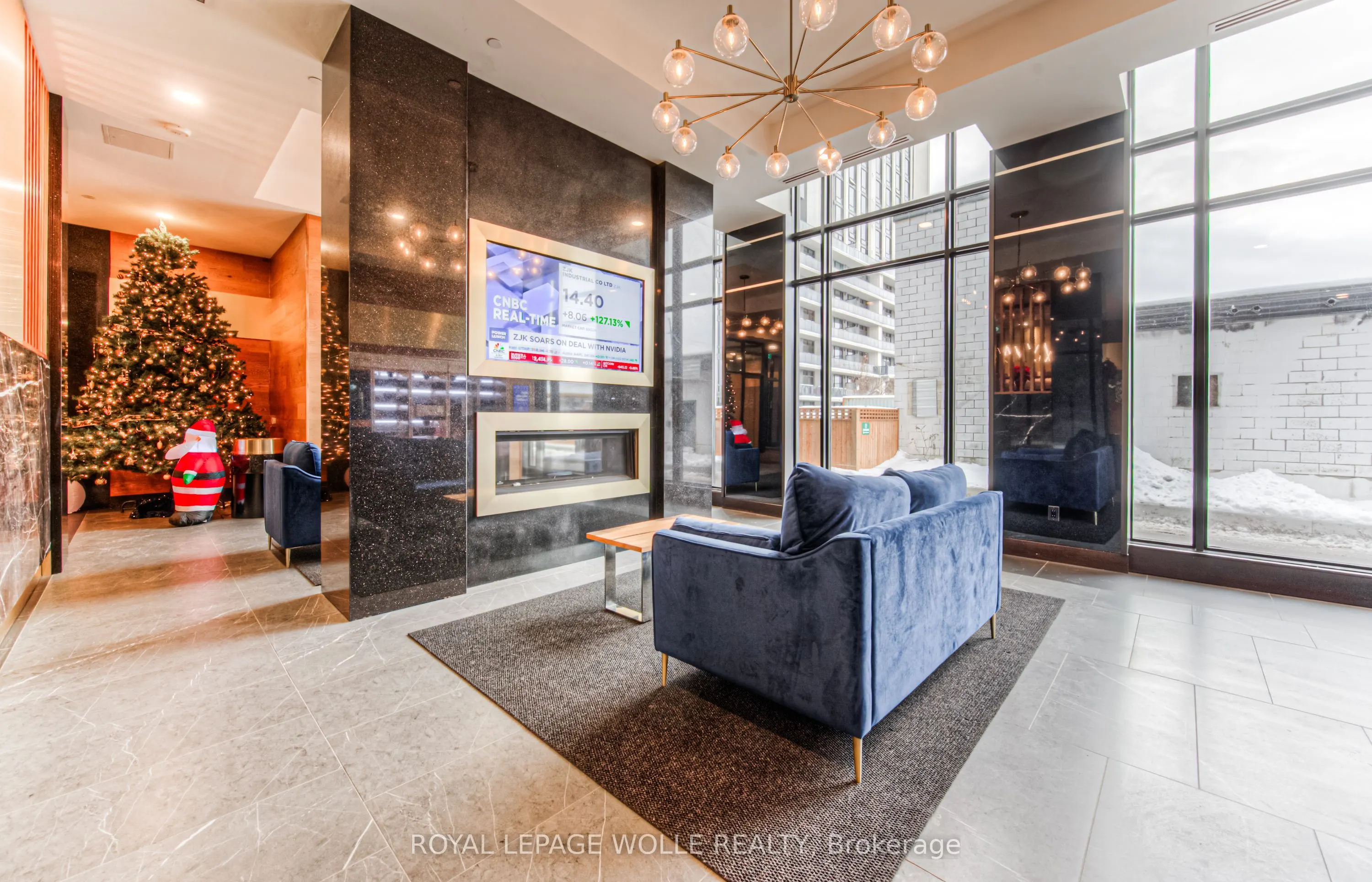 145 Columbia Street W #1210