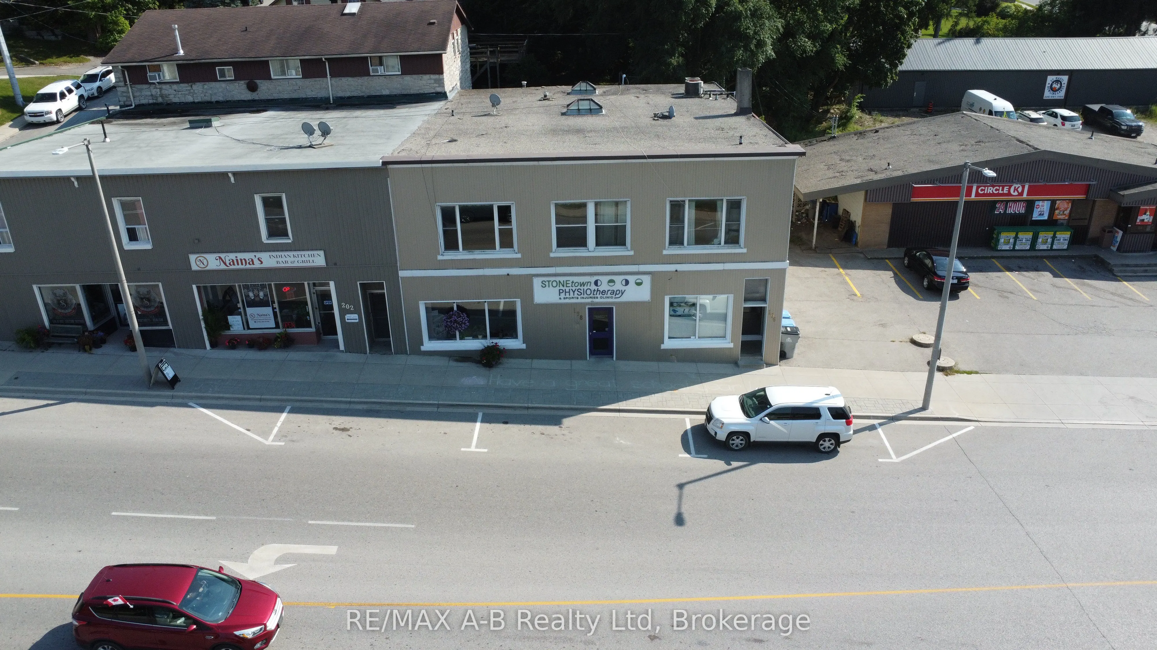196-198 QUEEN Street E