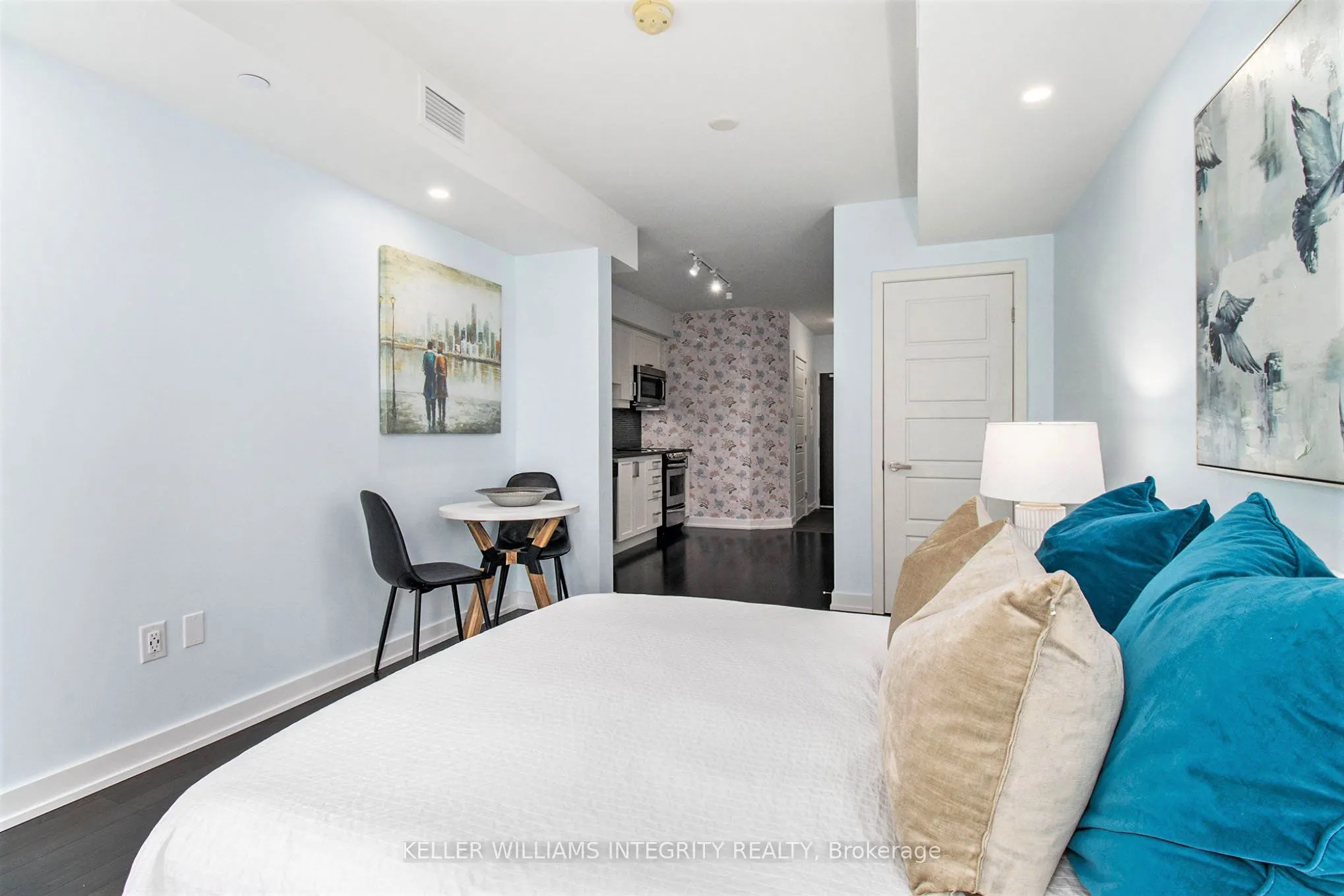 316 BRUYERE Street #315