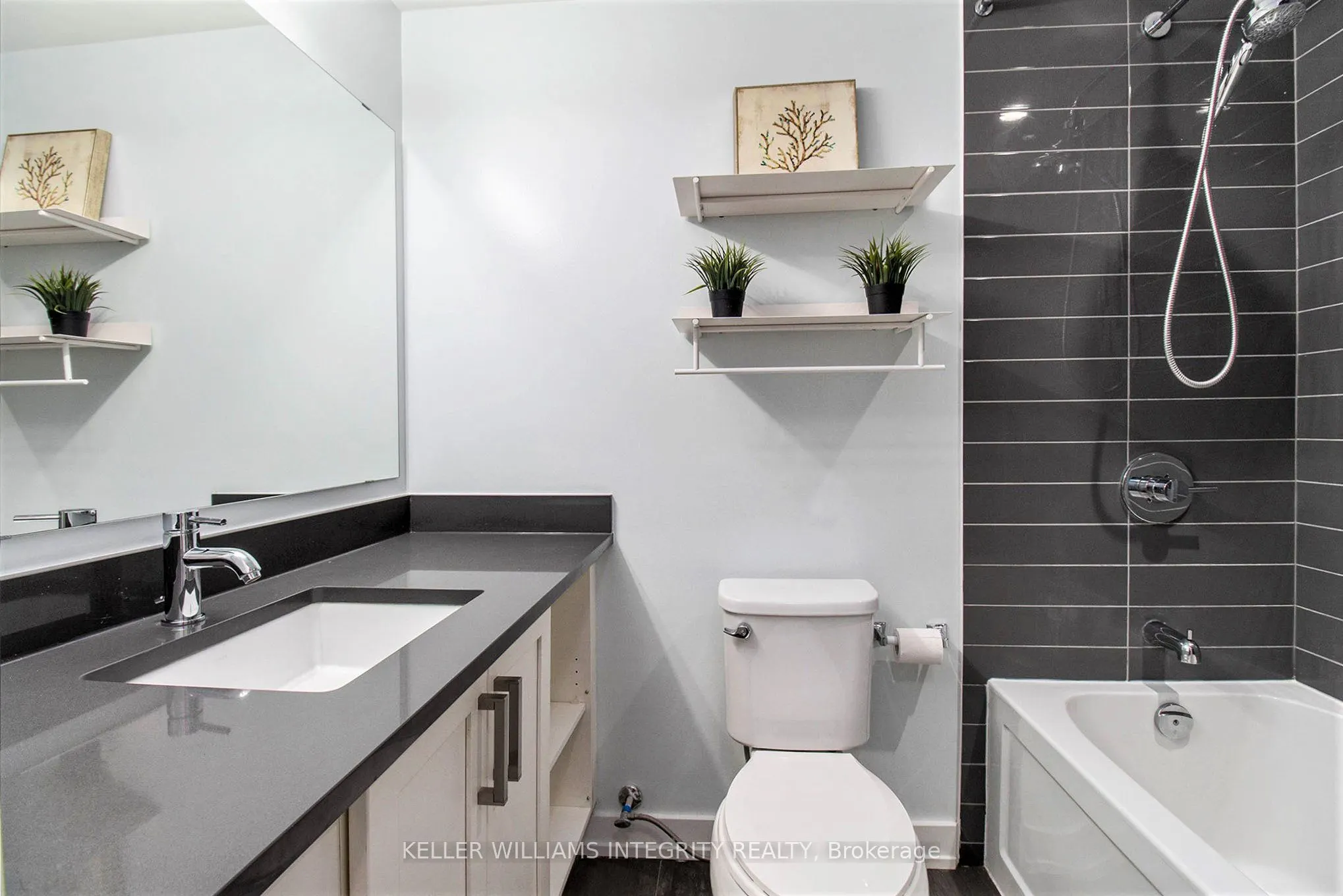 316 BRUYERE Street #315
