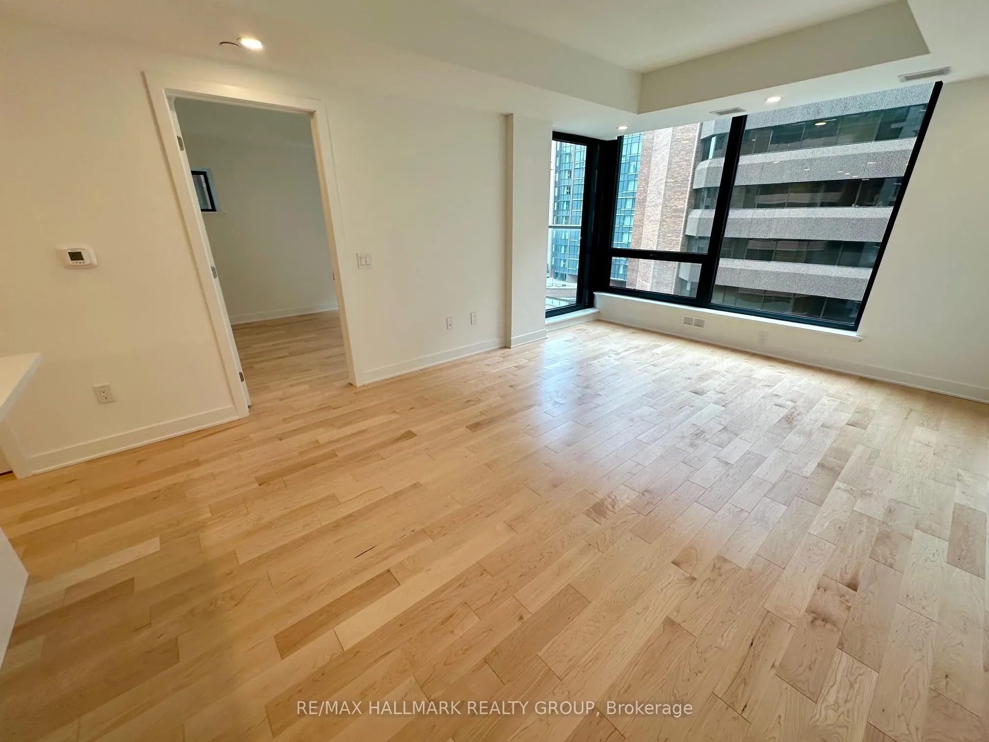 340 QUEEN Street #701