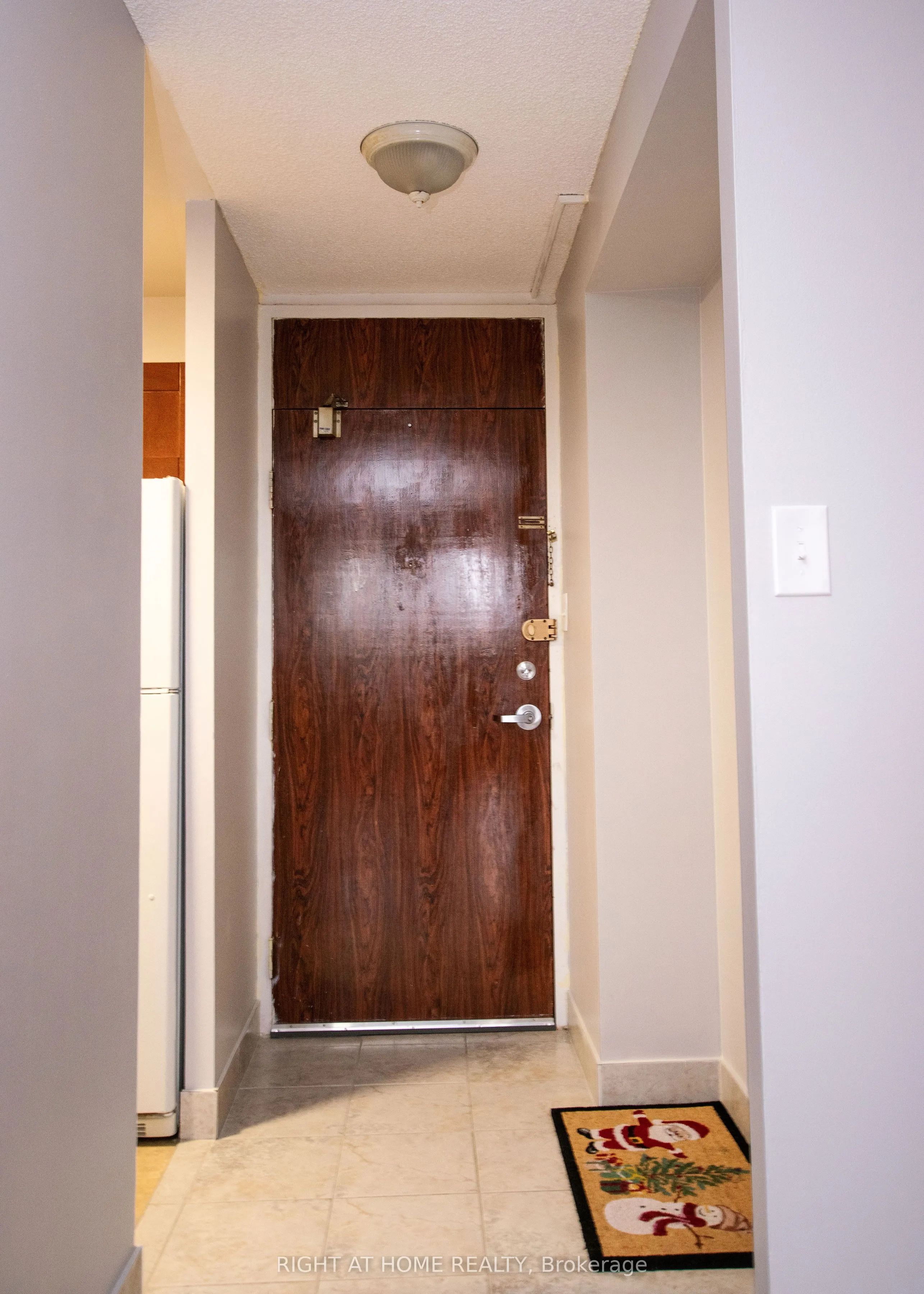 2020 JASMINE Crescent, #704