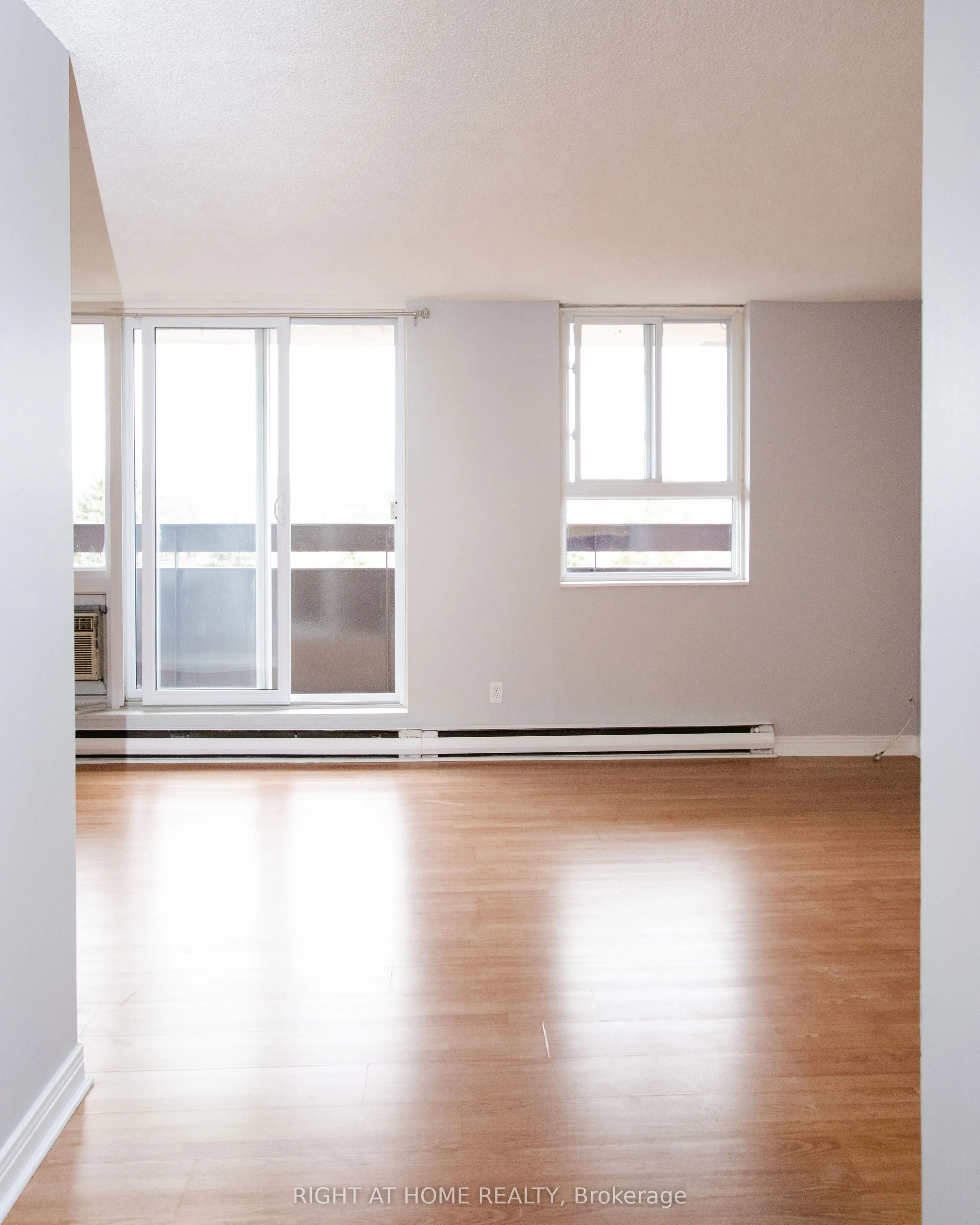 2020 JASMINE Crescent, #704