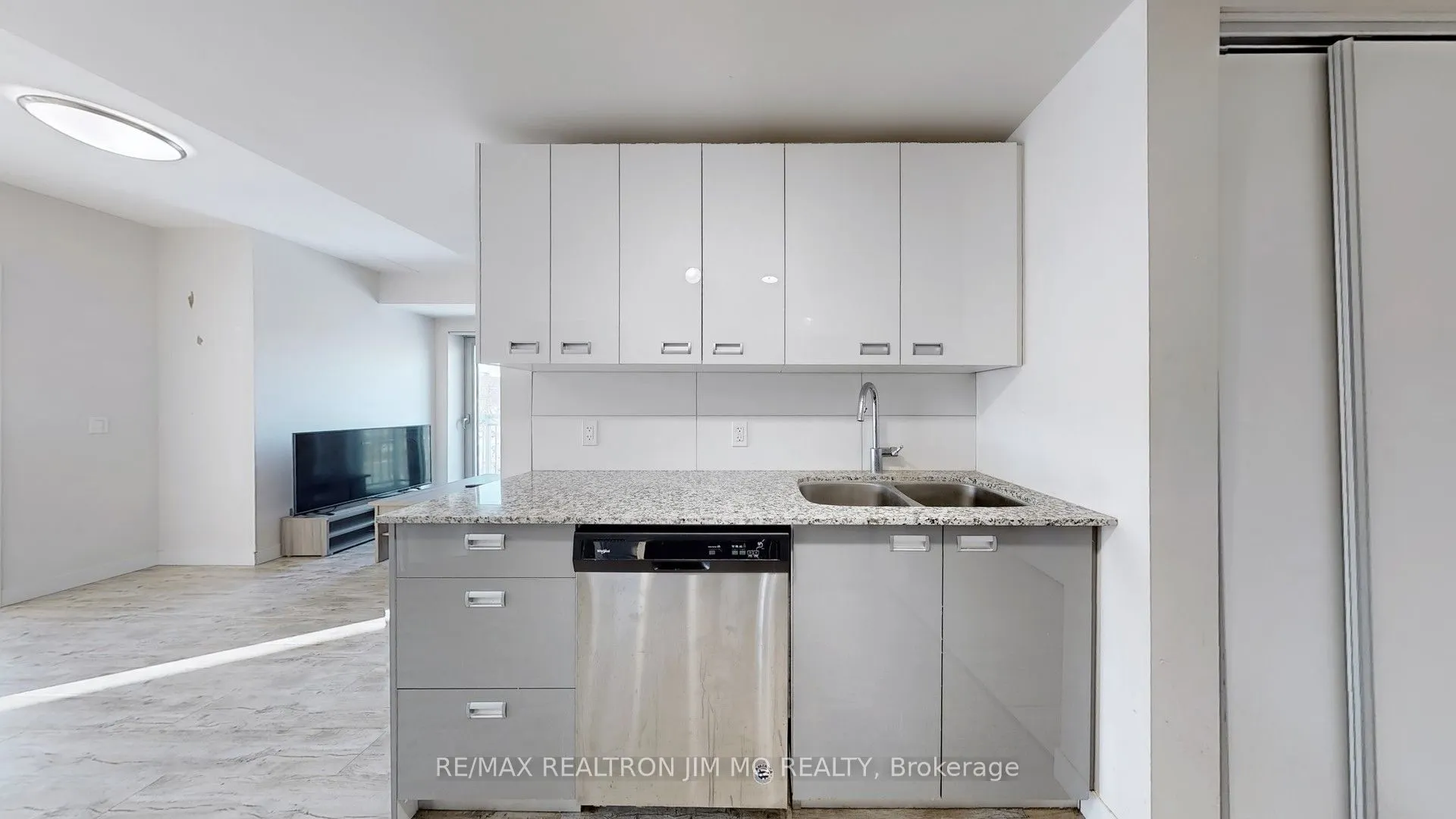 257 Hemlock Street, #326