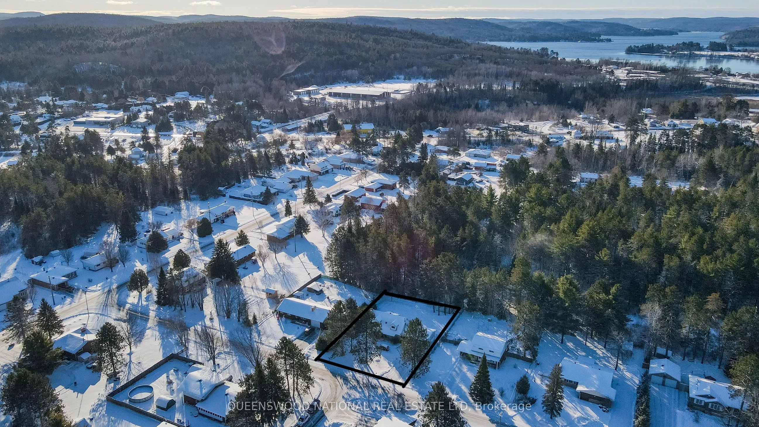 23 Sprucedale Avenue W