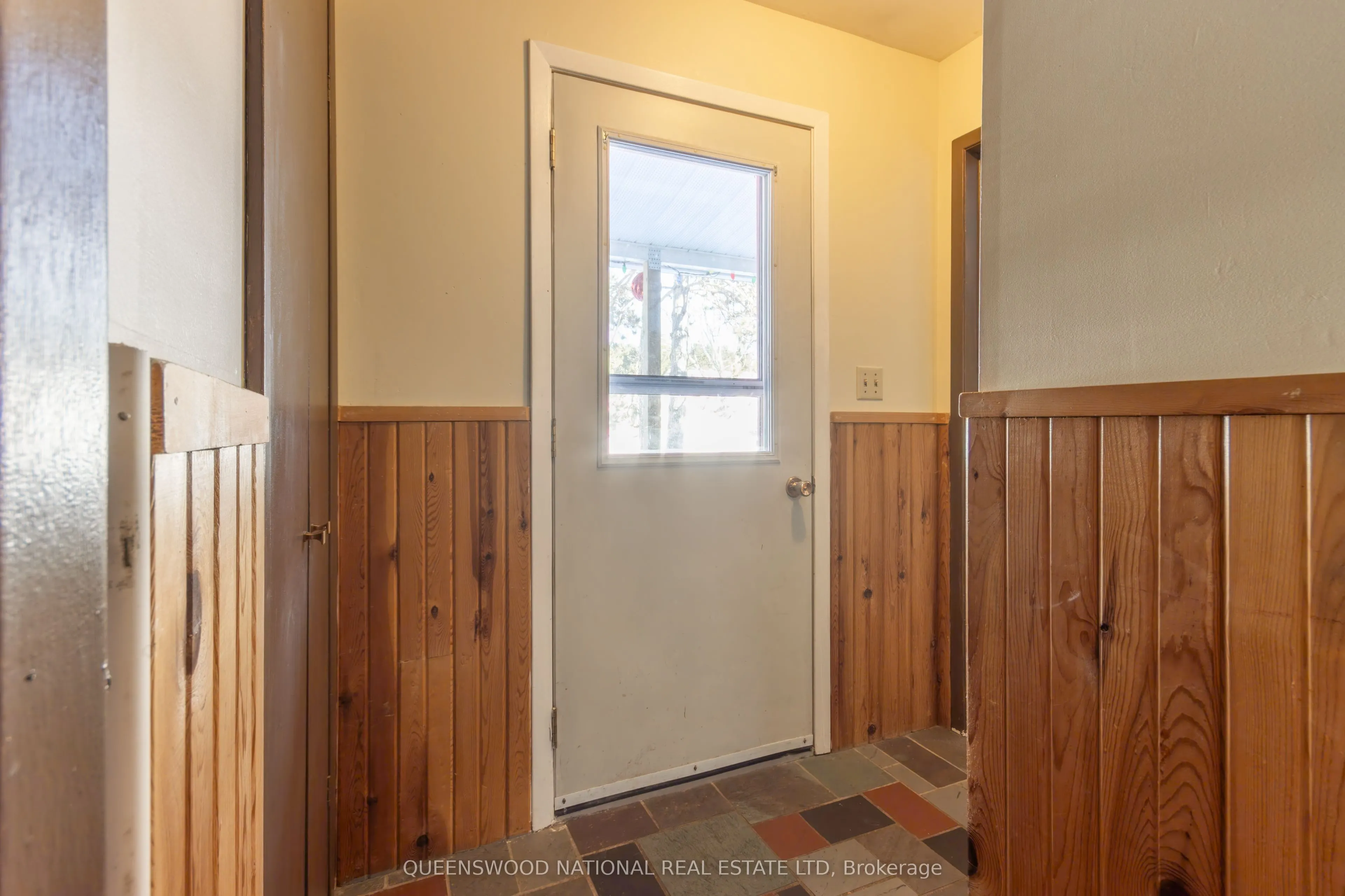 23 Sprucedale Avenue W