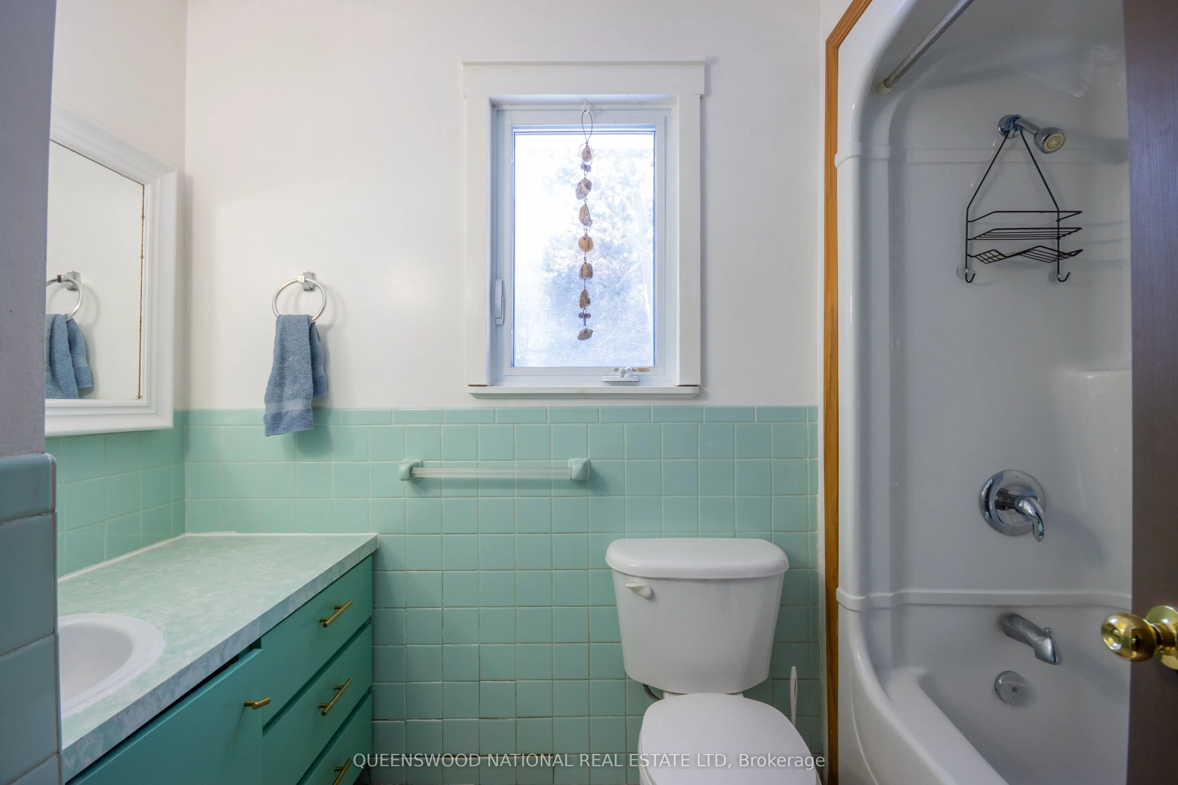 23 Sprucedale Avenue W