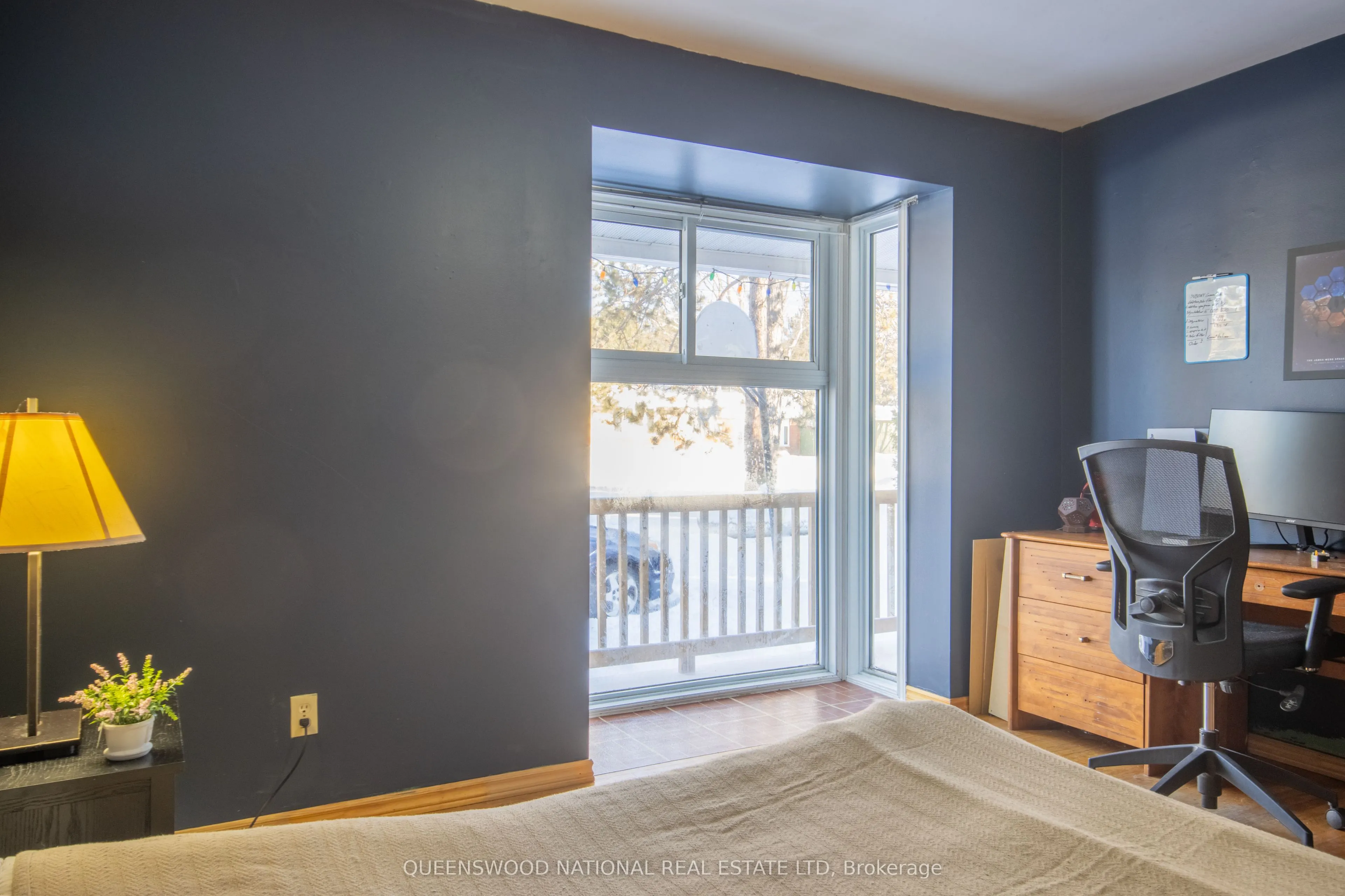 23 Sprucedale Avenue W