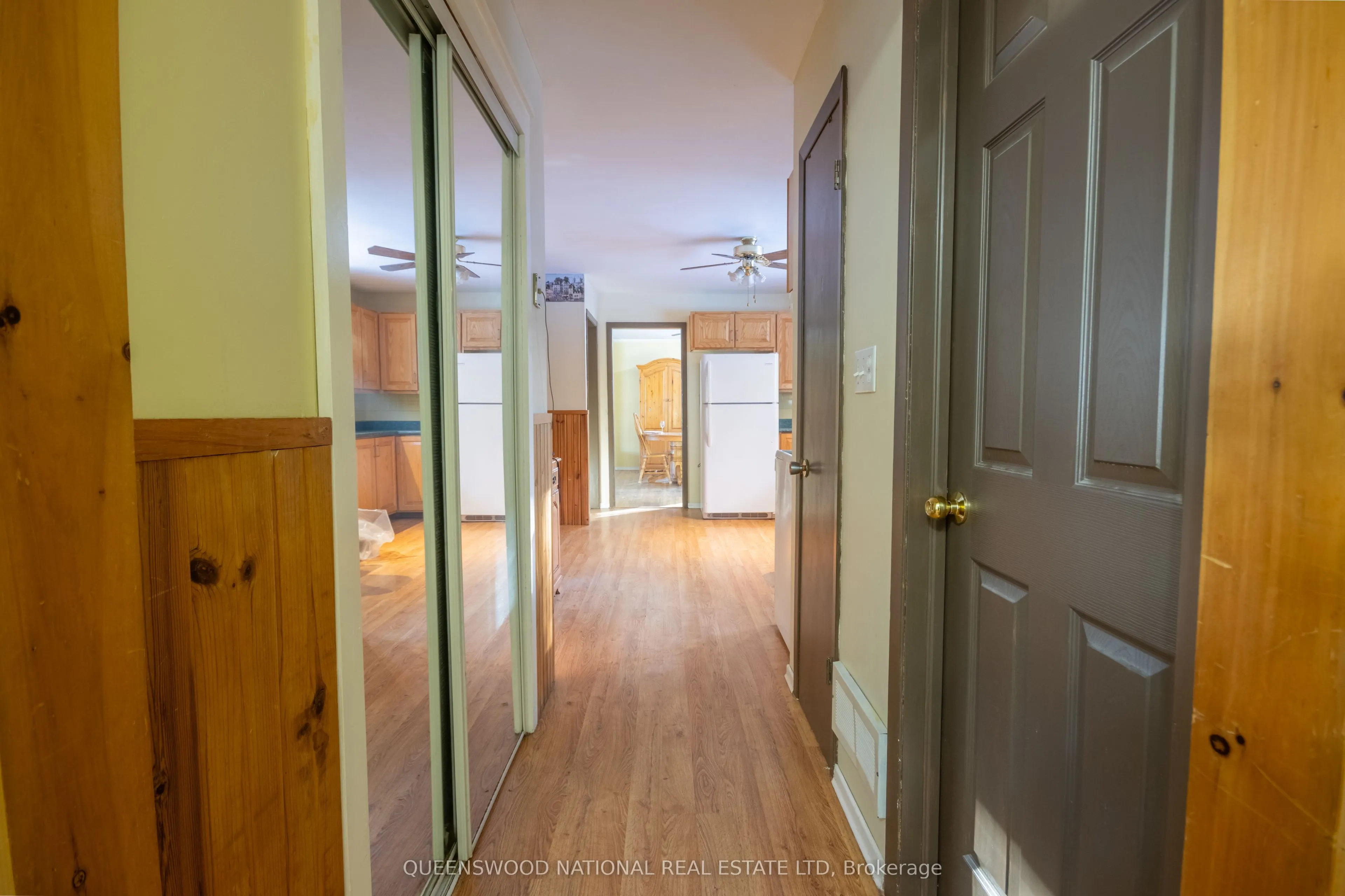23 Sprucedale Avenue W