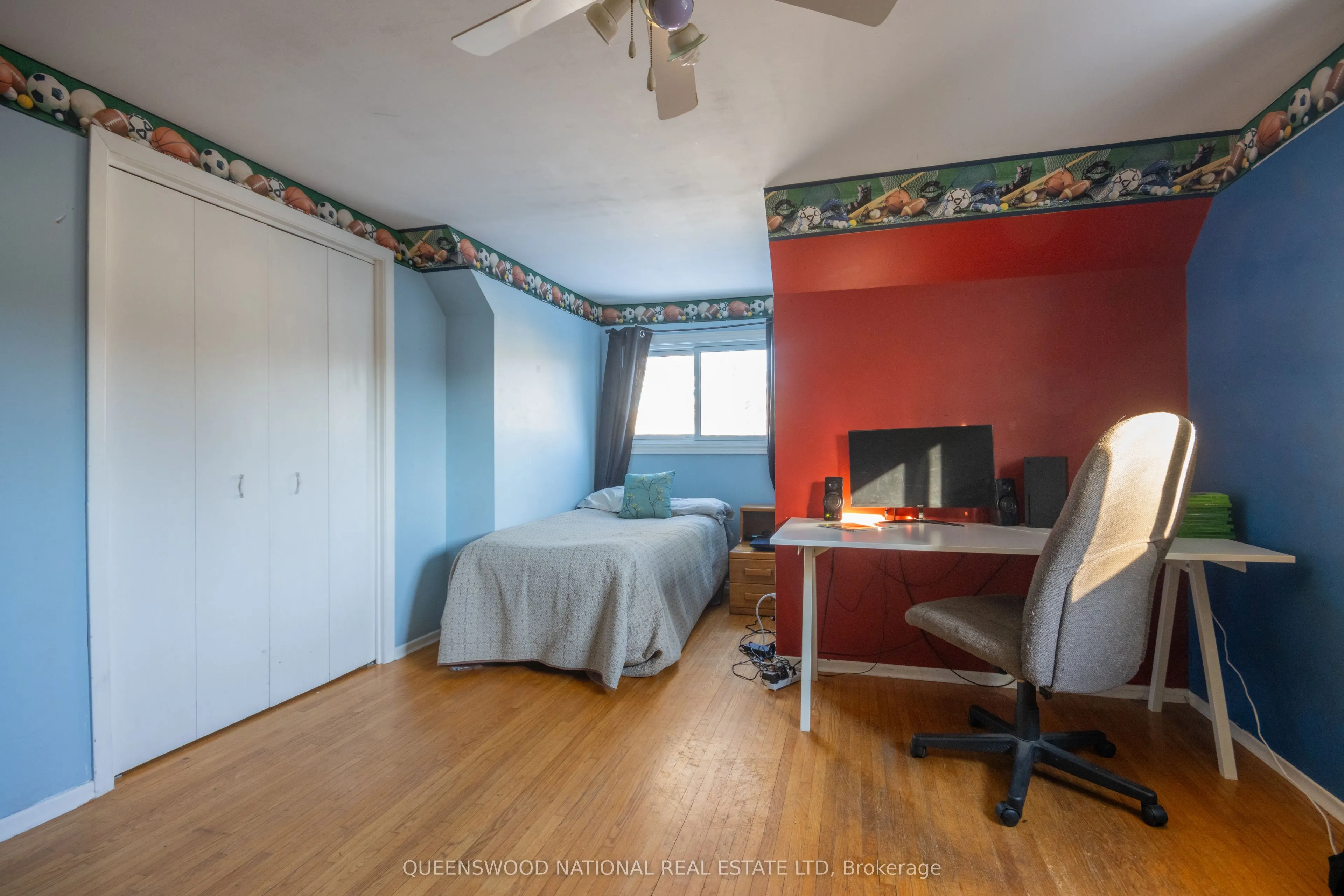 23 Sprucedale Avenue W