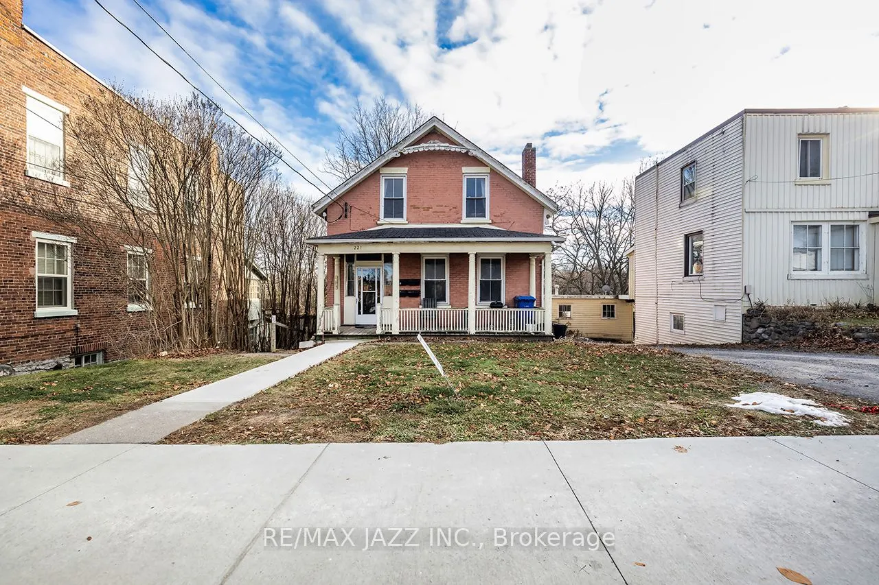 221 Walton Street