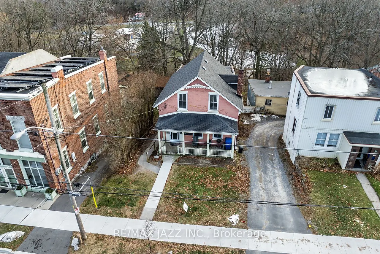 221 Walton Street