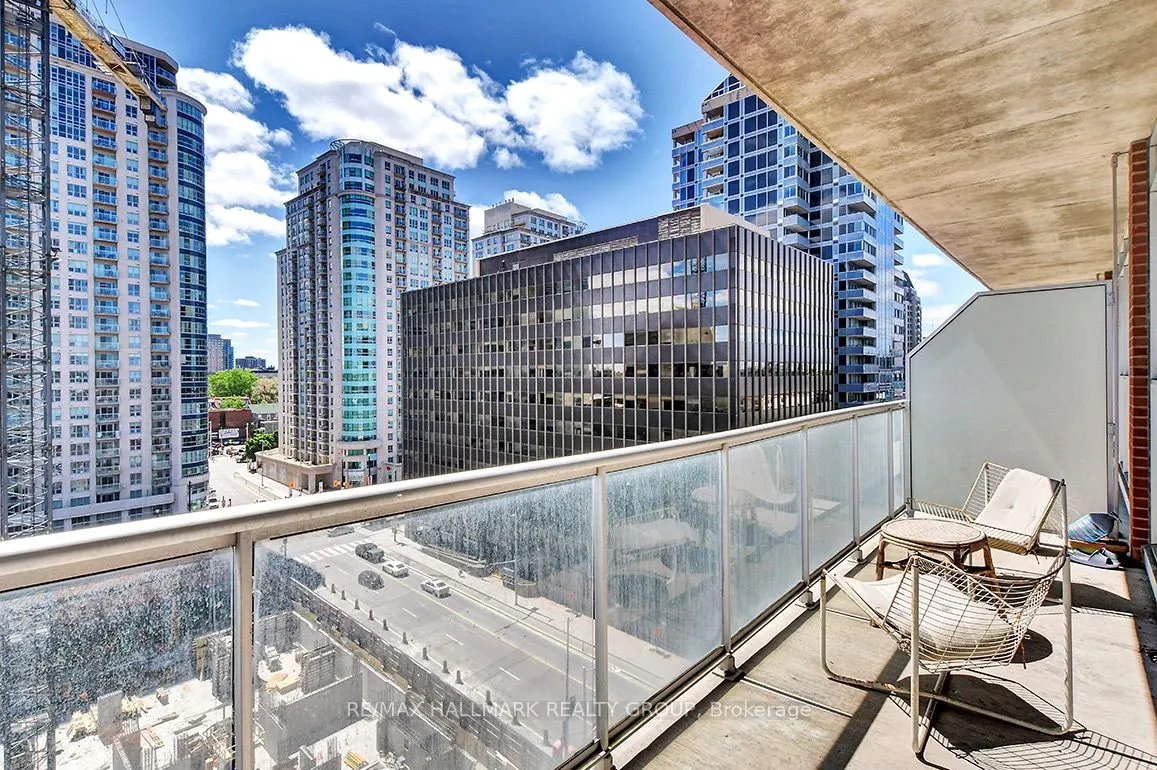 179 GEORGE Street #1004