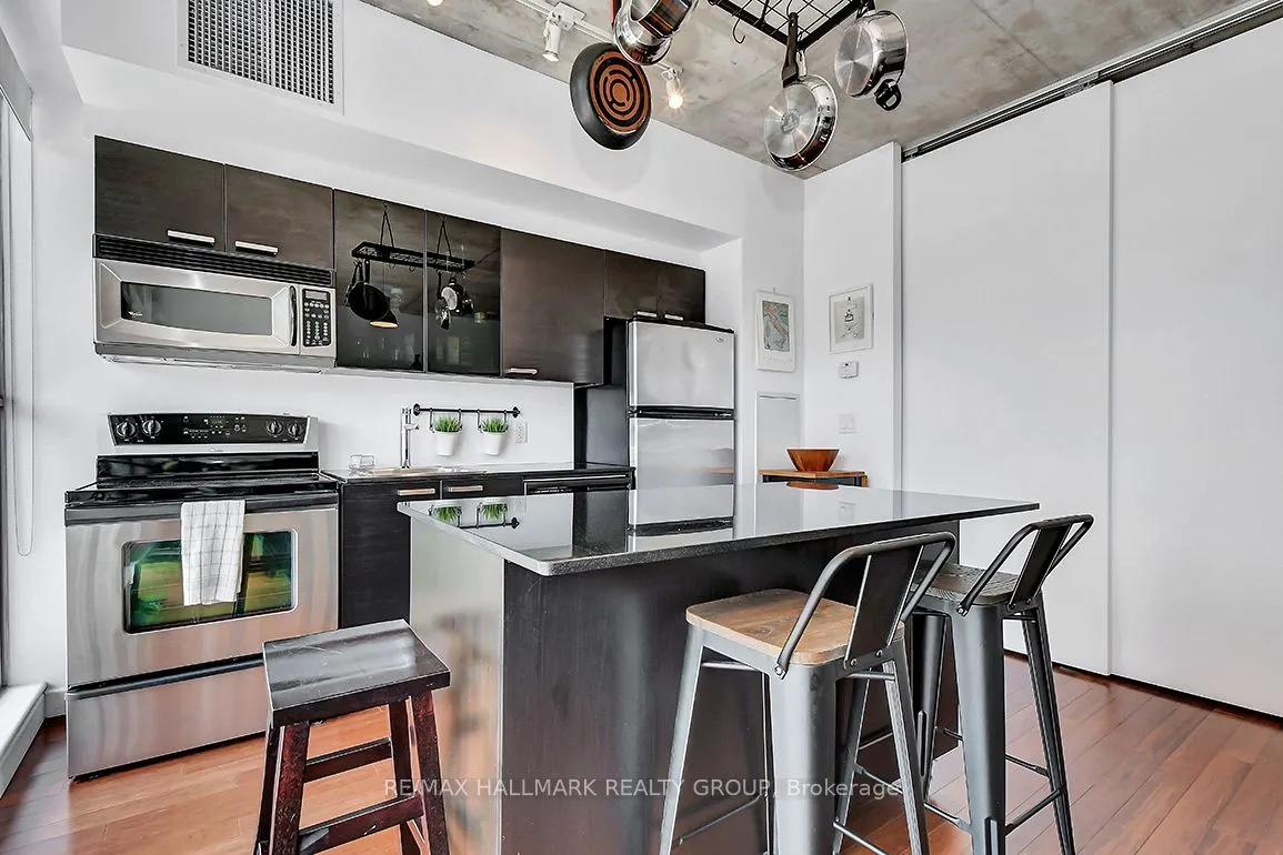 179 GEORGE Street #1004