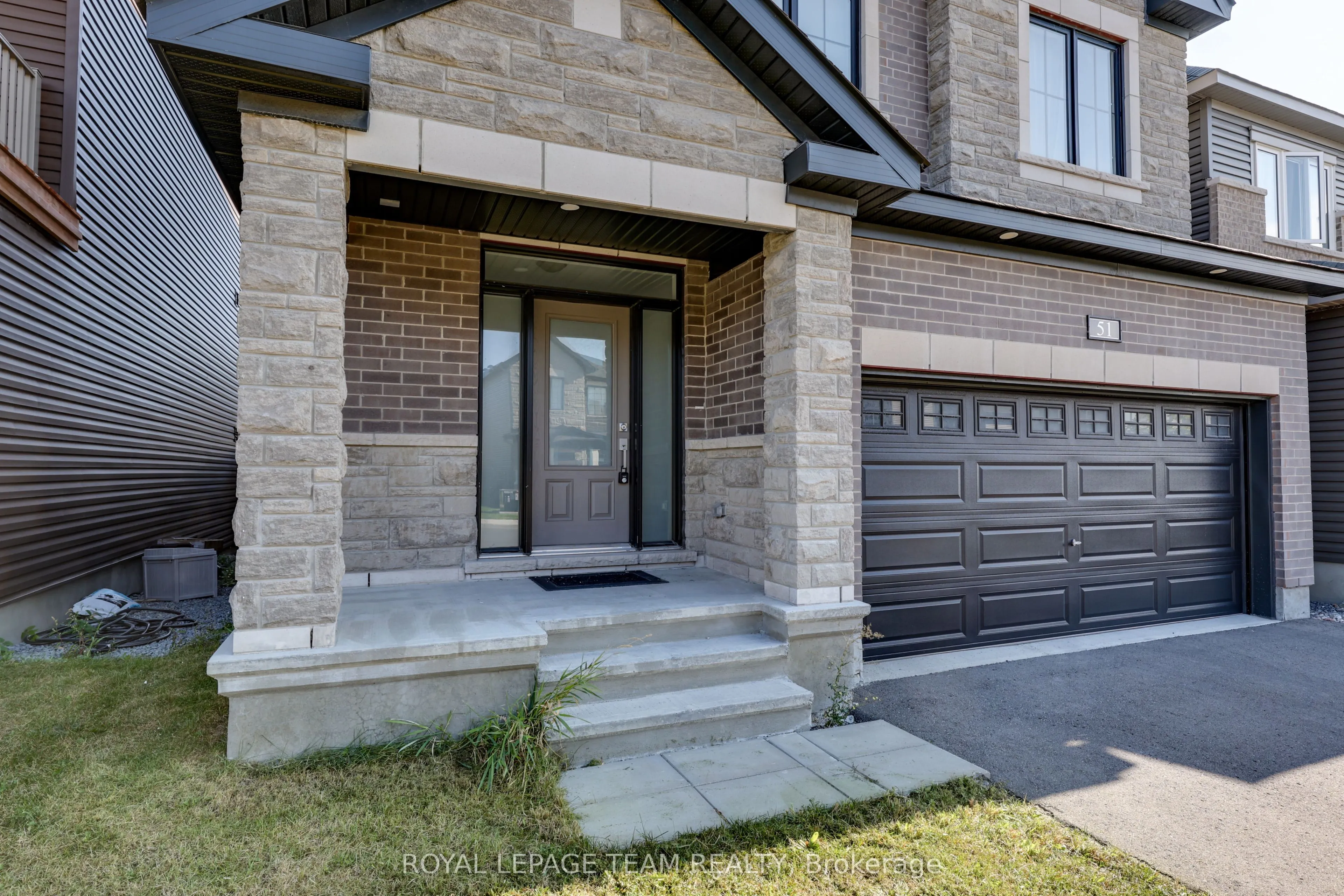 51 ERAMOSA Crescent