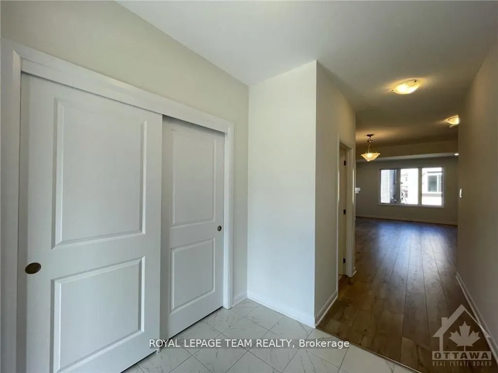 51 ERAMOSA Crescent