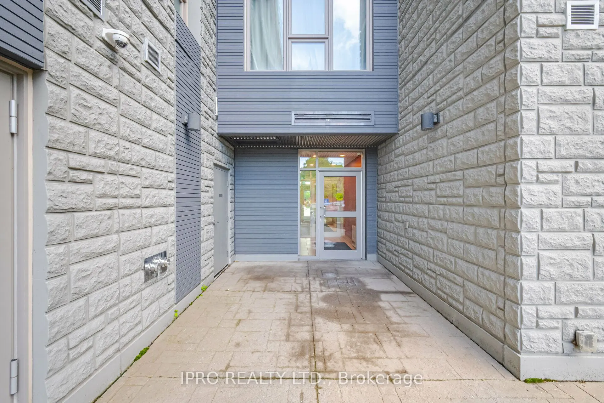 77 Leland Street, #108