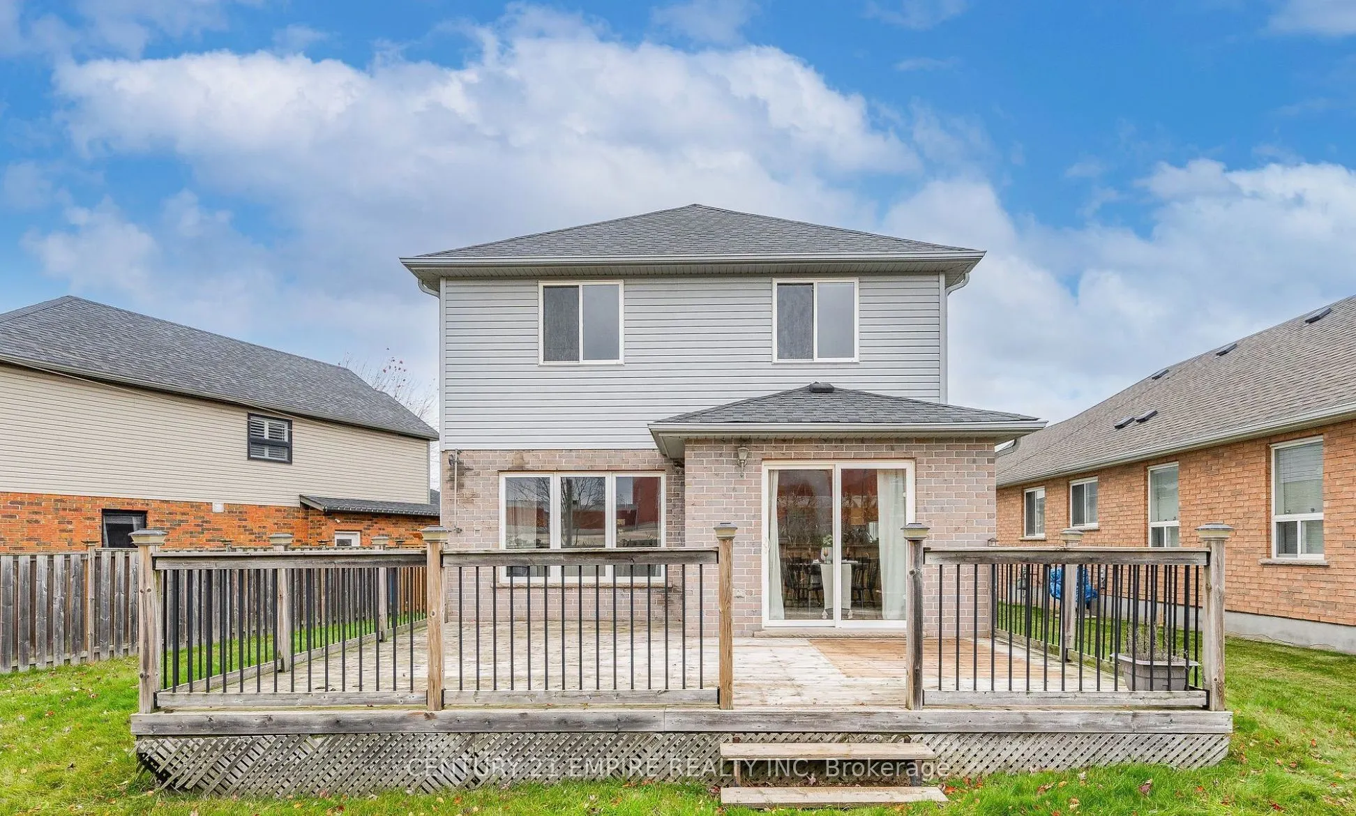 565 Avignon Place