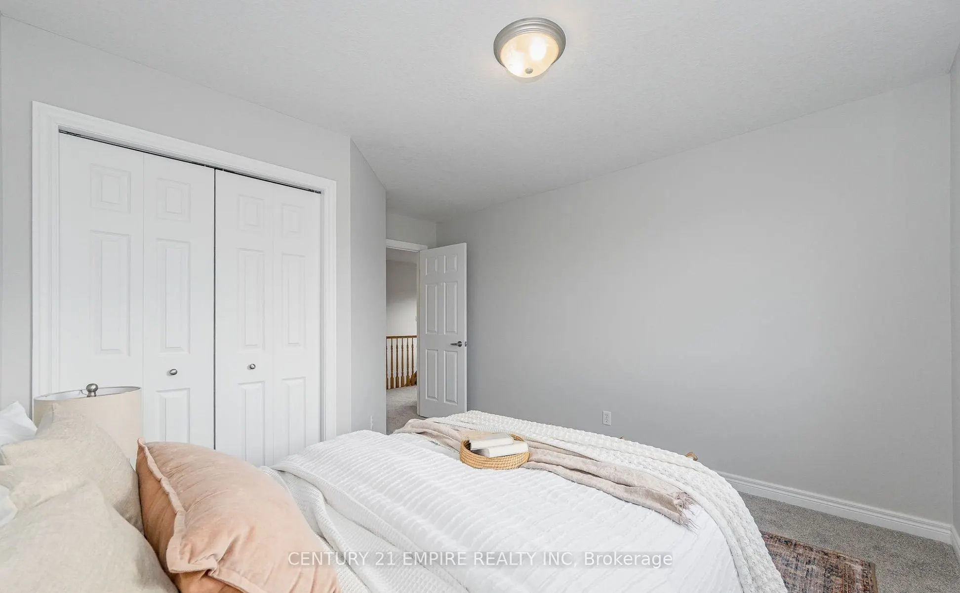 565 Avignon Place