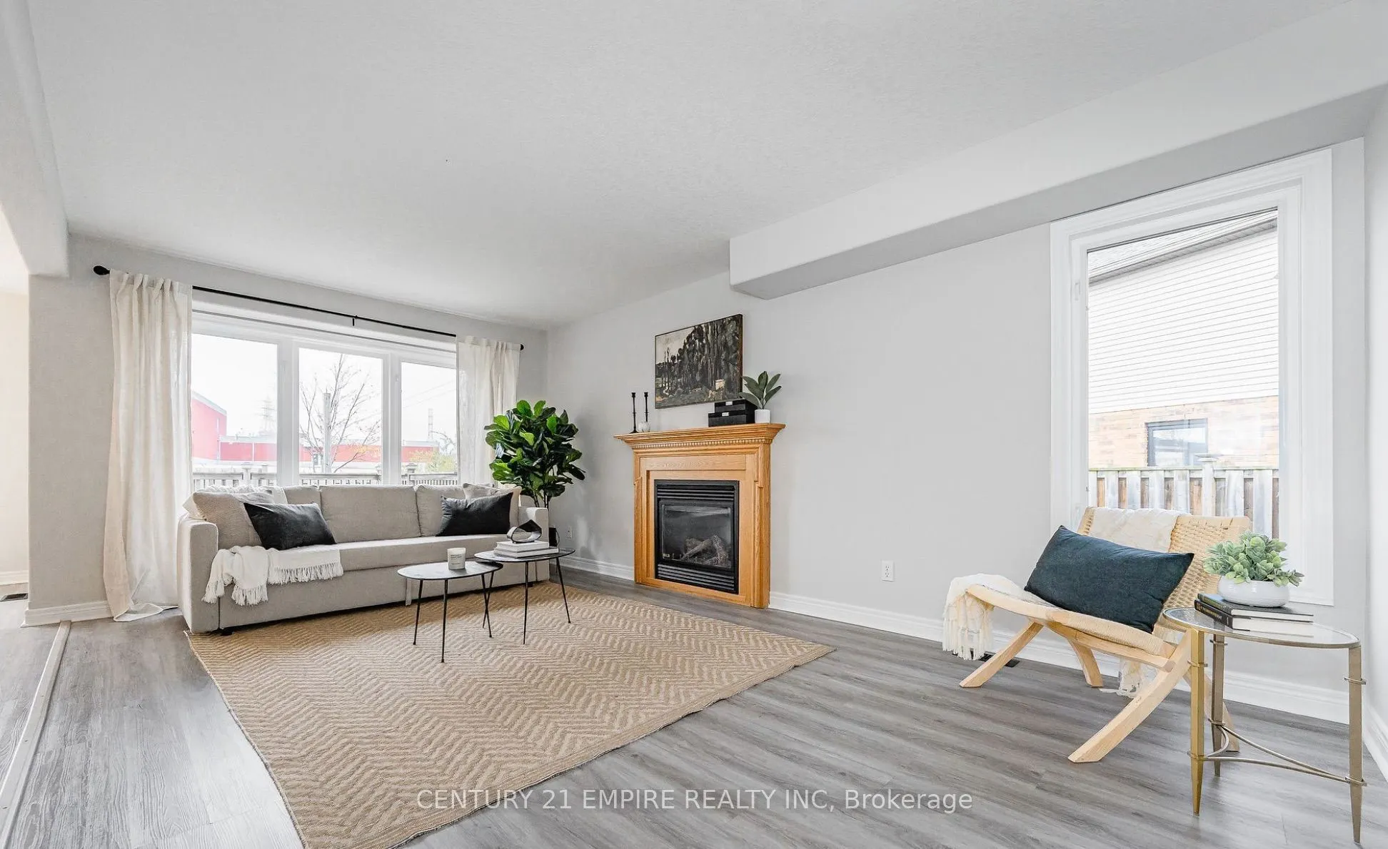 565 Avignon Place