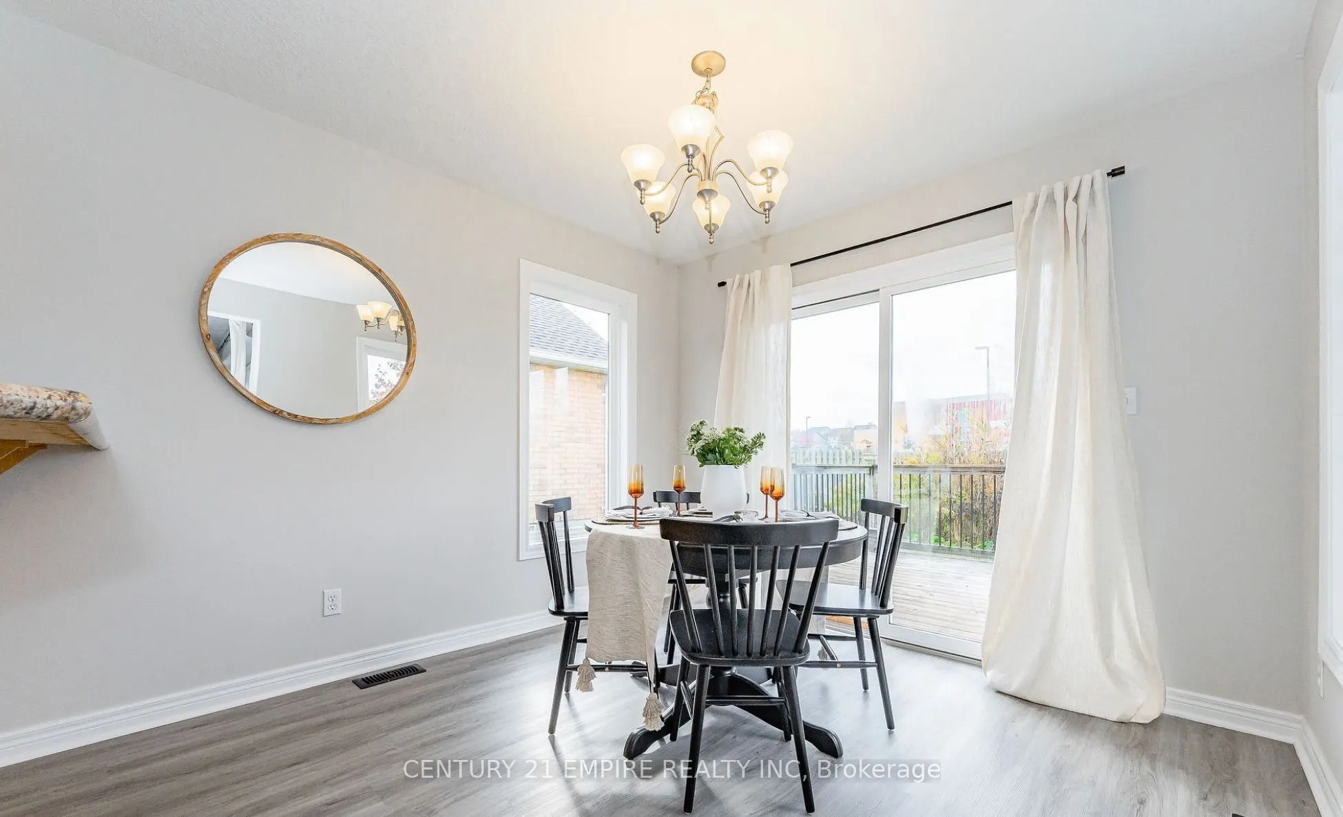 565 Avignon Place