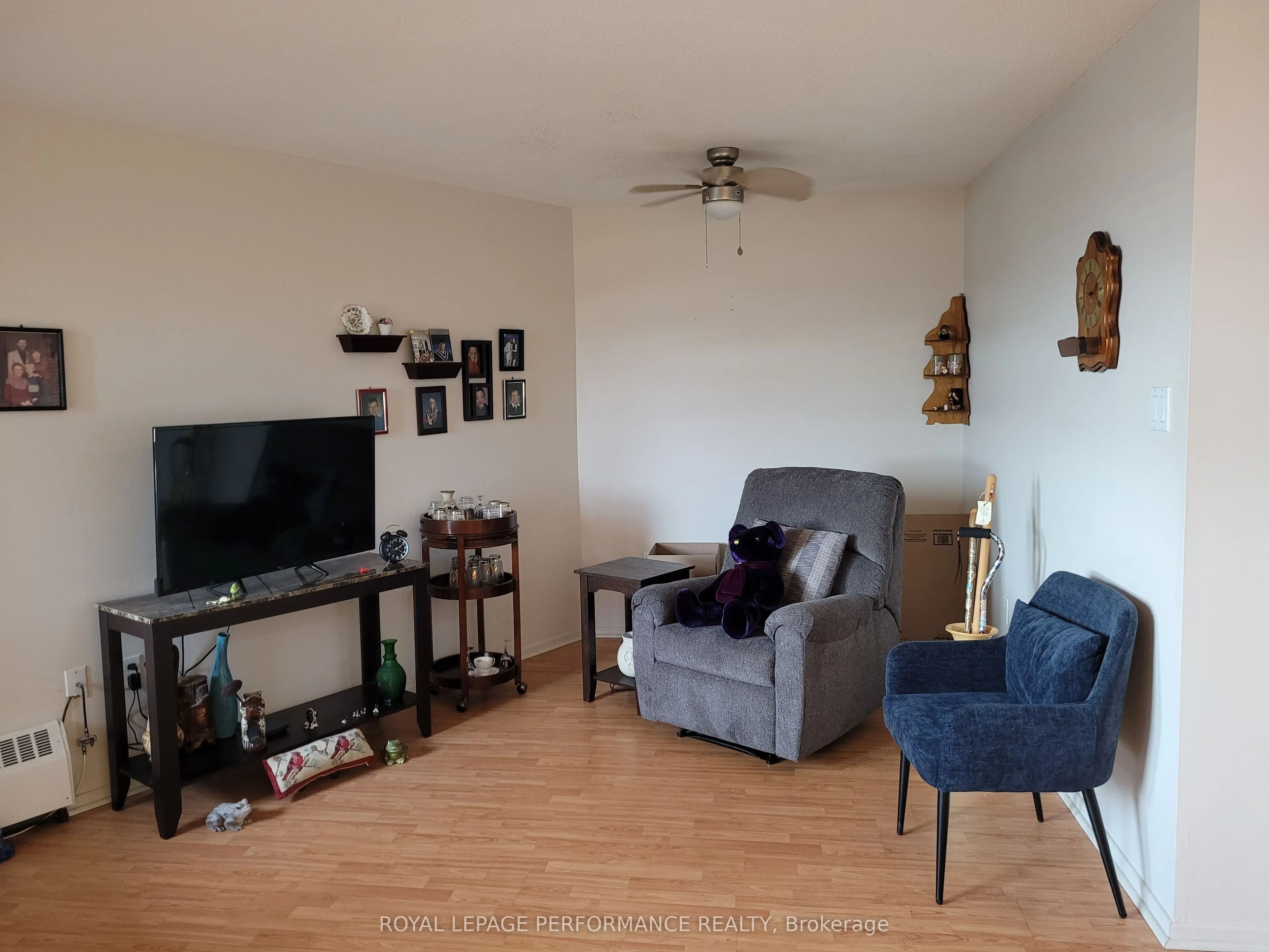 915 Elmsmere Road, #612