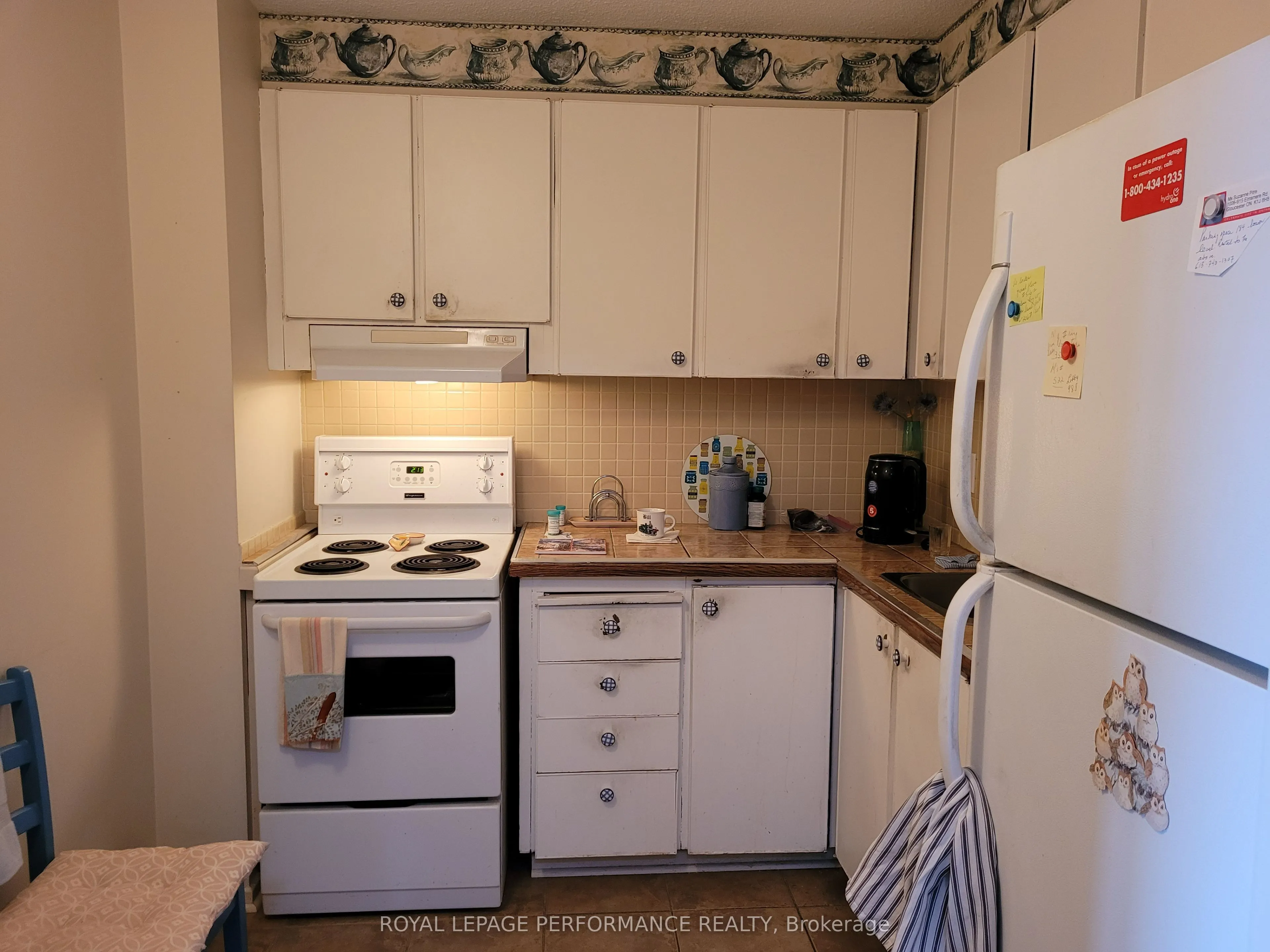 915 Elmsmere Road, #612