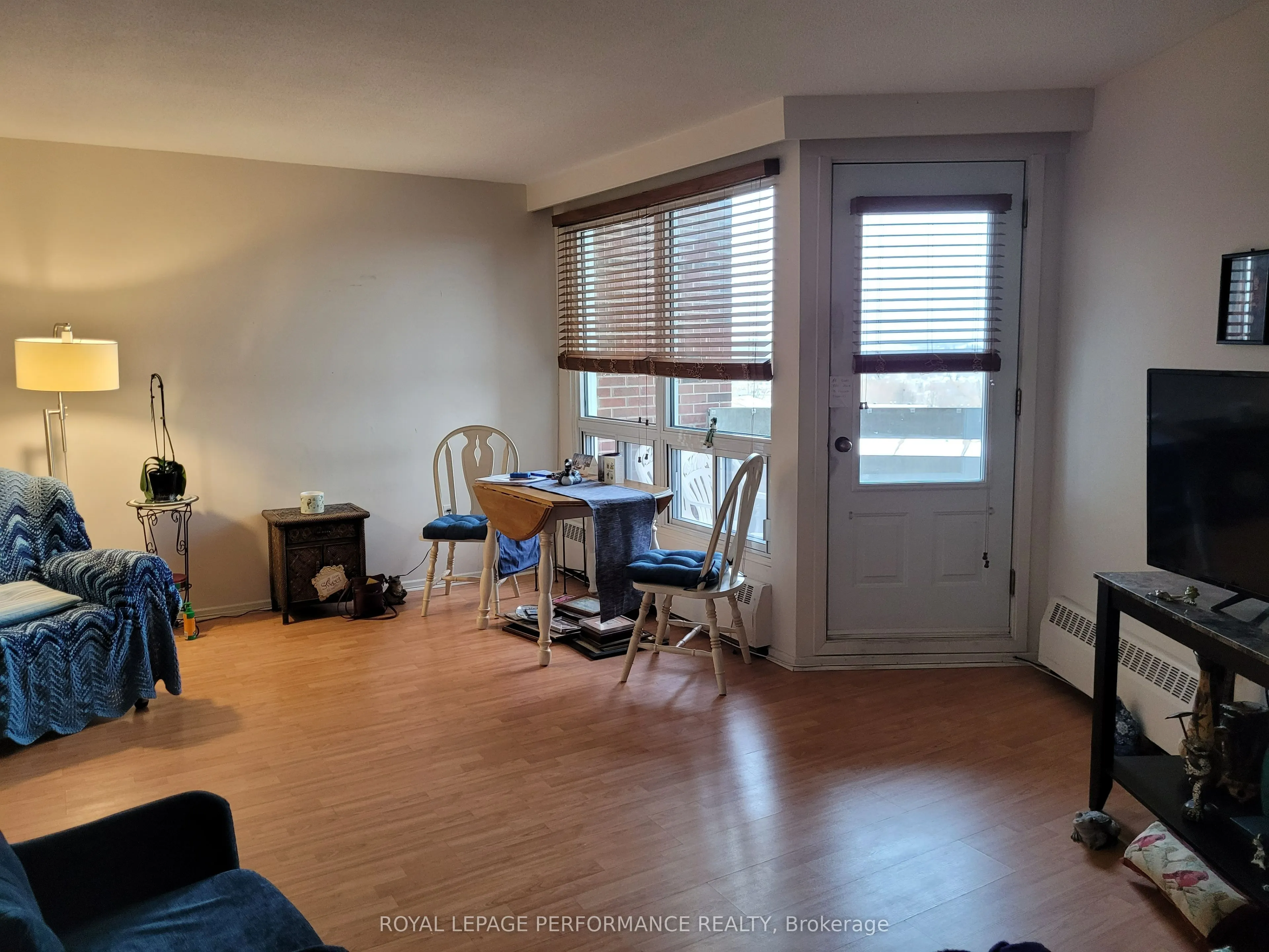 915 Elmsmere Road, #612
