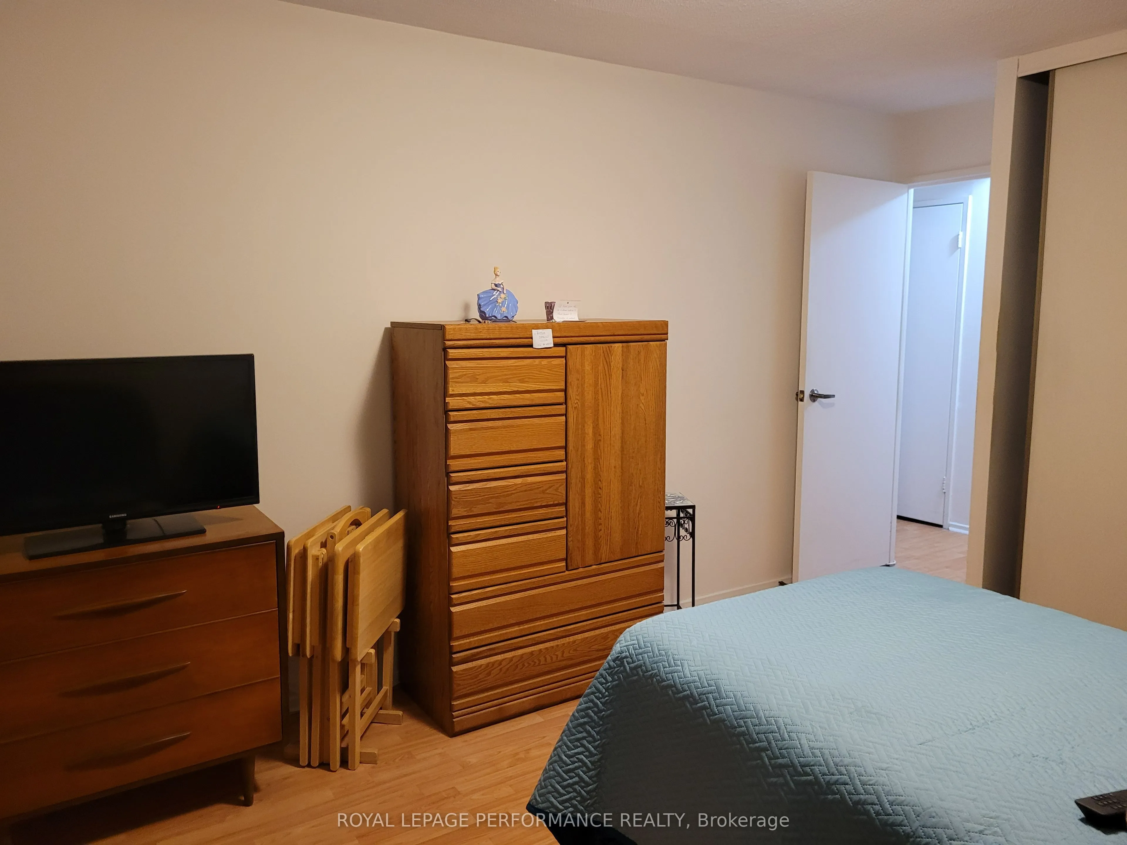 915 Elmsmere Road, #612