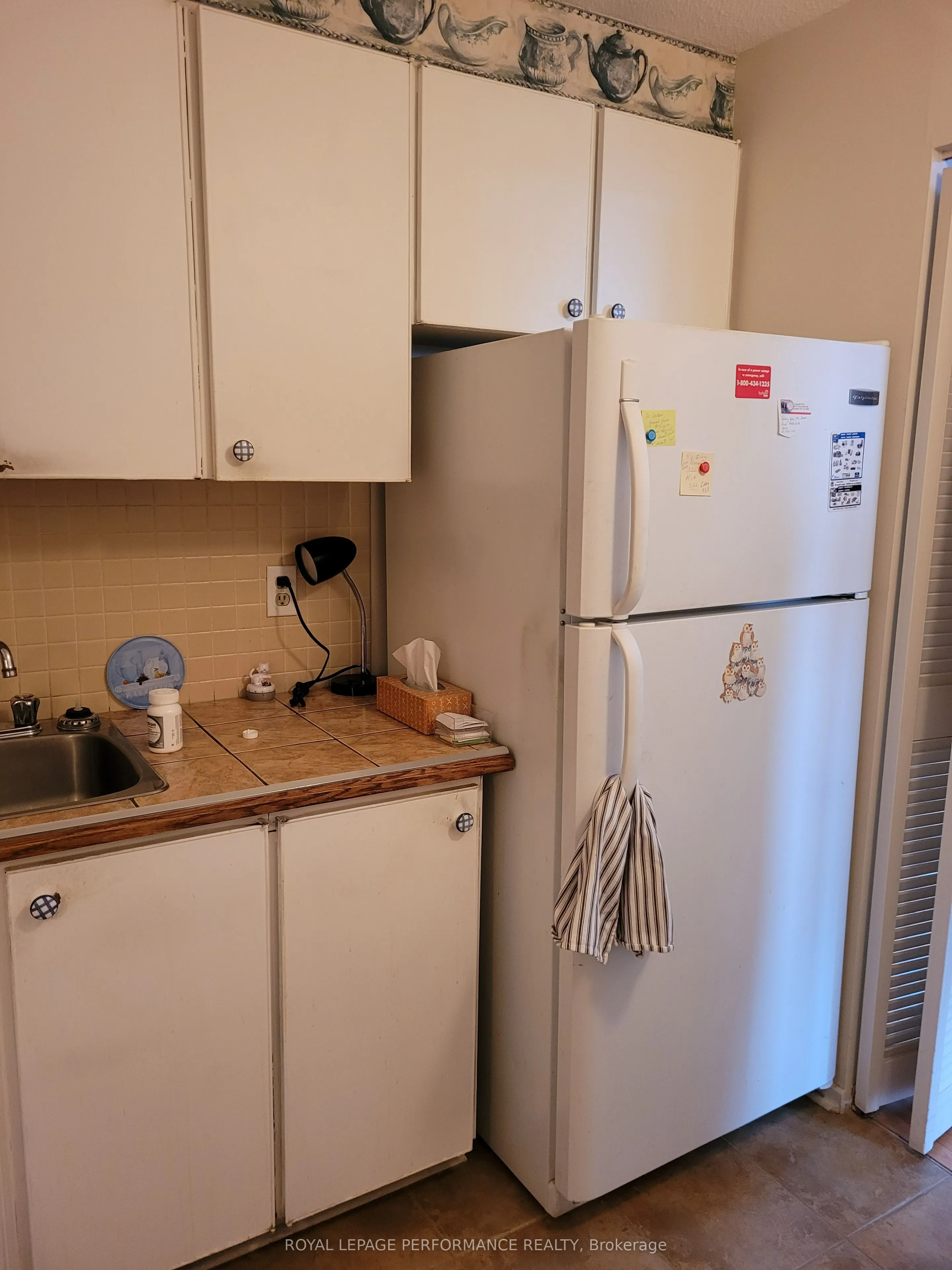 915 Elmsmere Road, #612
