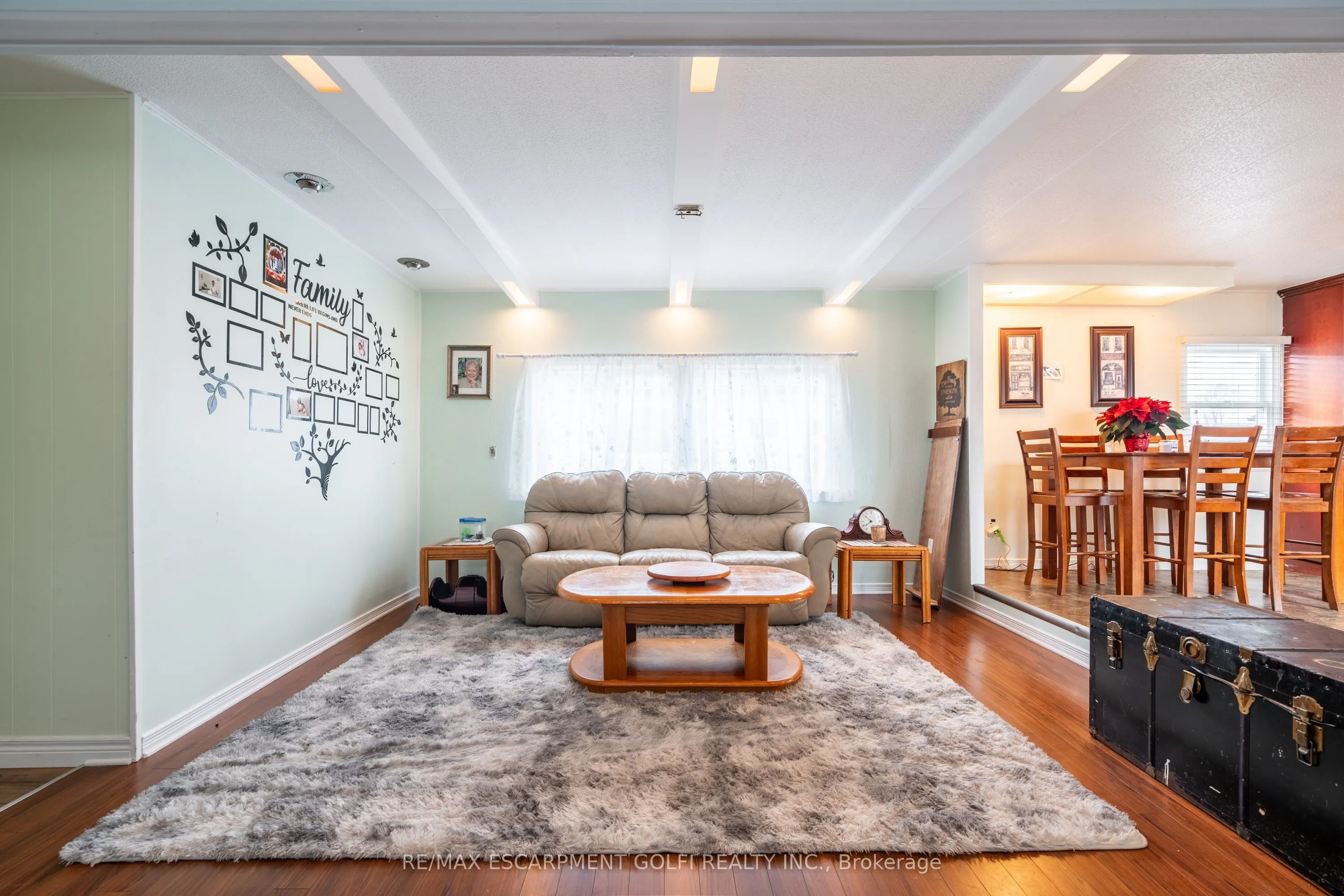 4588 Martha Lane