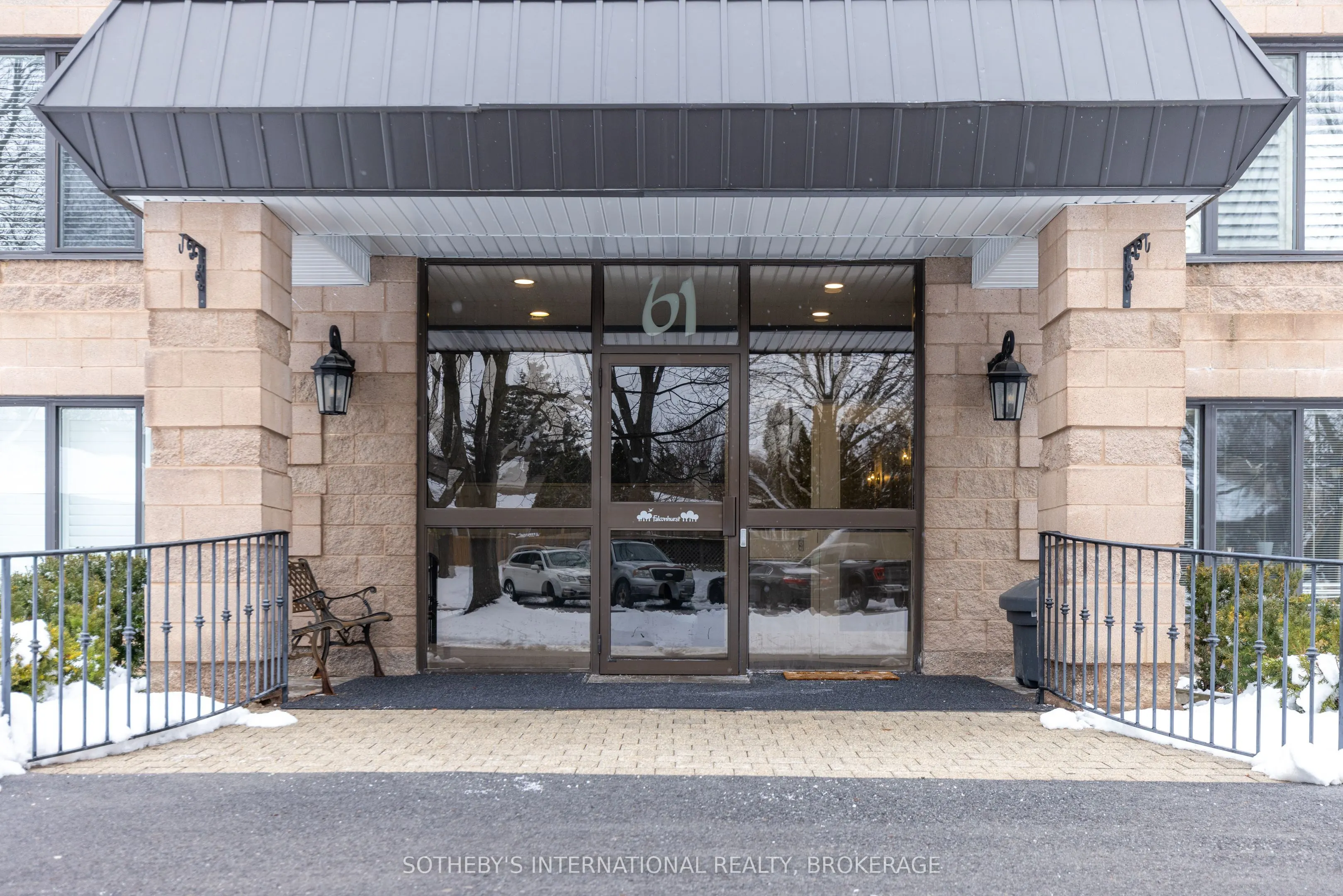 61 Paffard Street #403