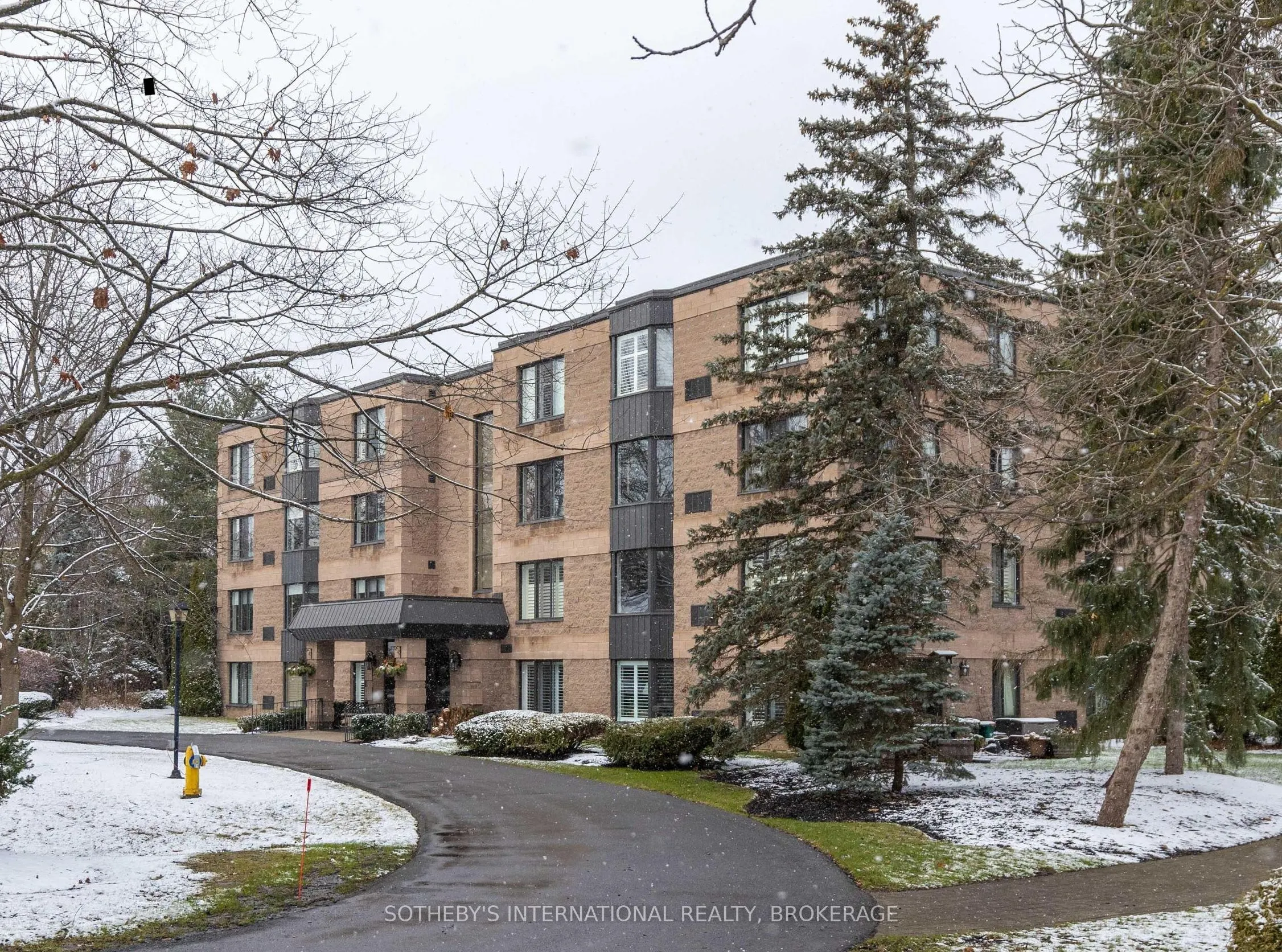 61 Paffard Street #403