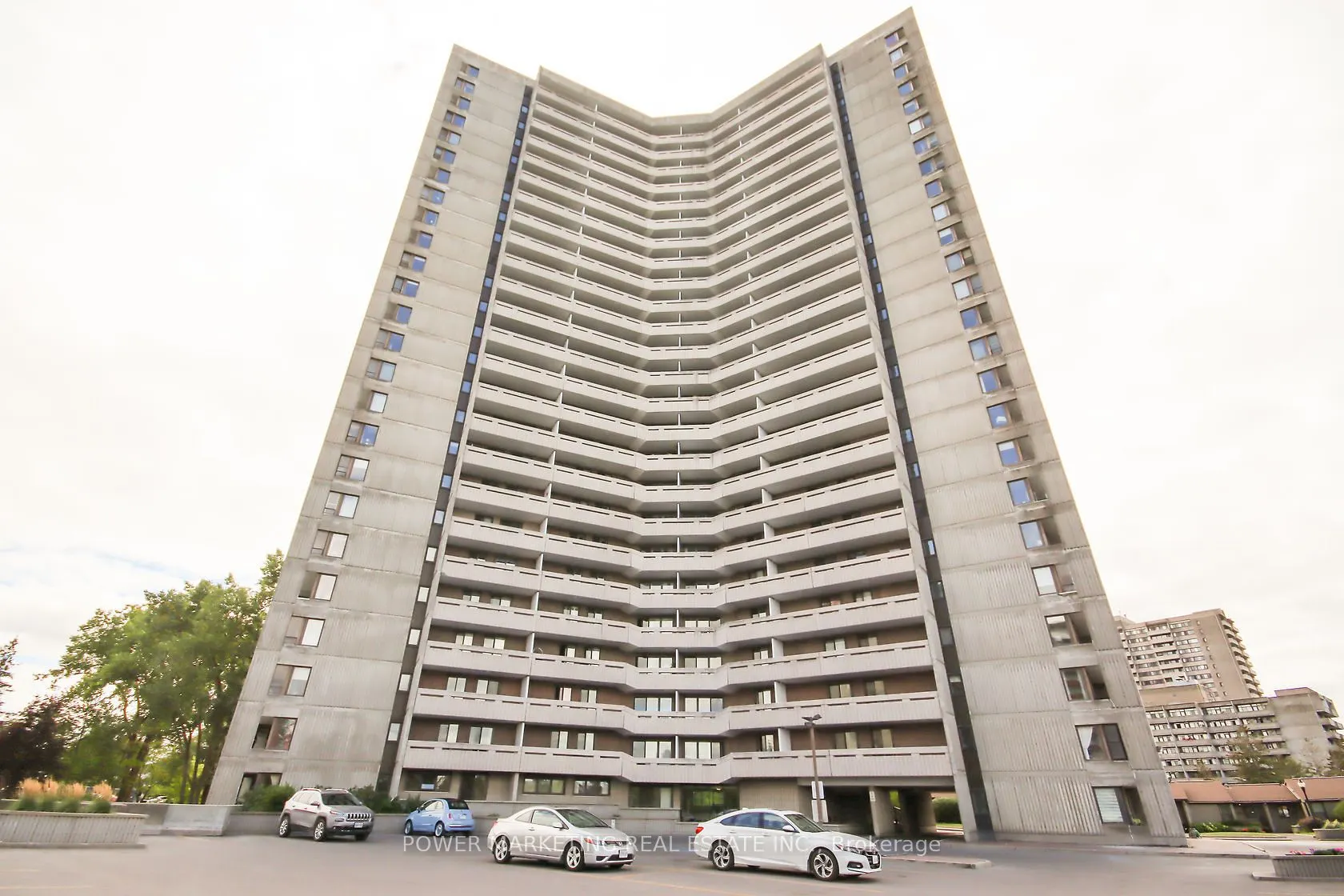 1081 AMBLESIDE Drive, #1604