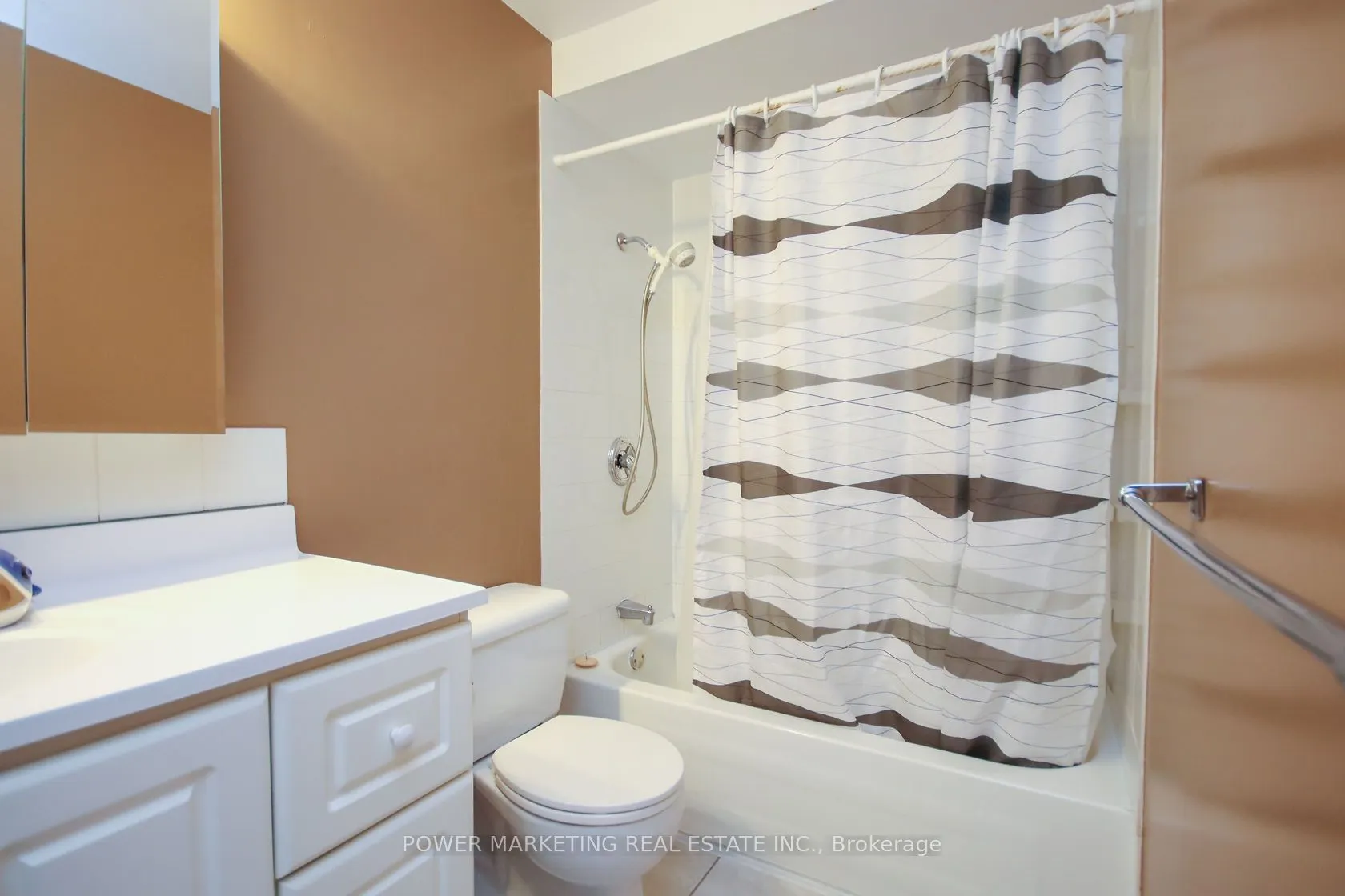 1081 AMBLESIDE Drive, #1604