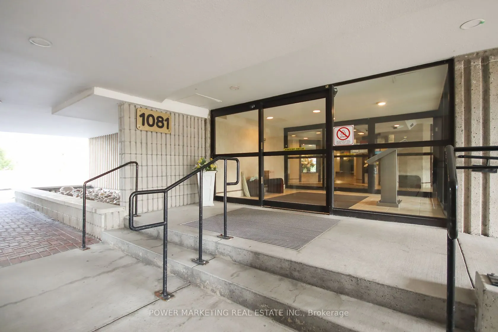 1081 AMBLESIDE Drive, #1604