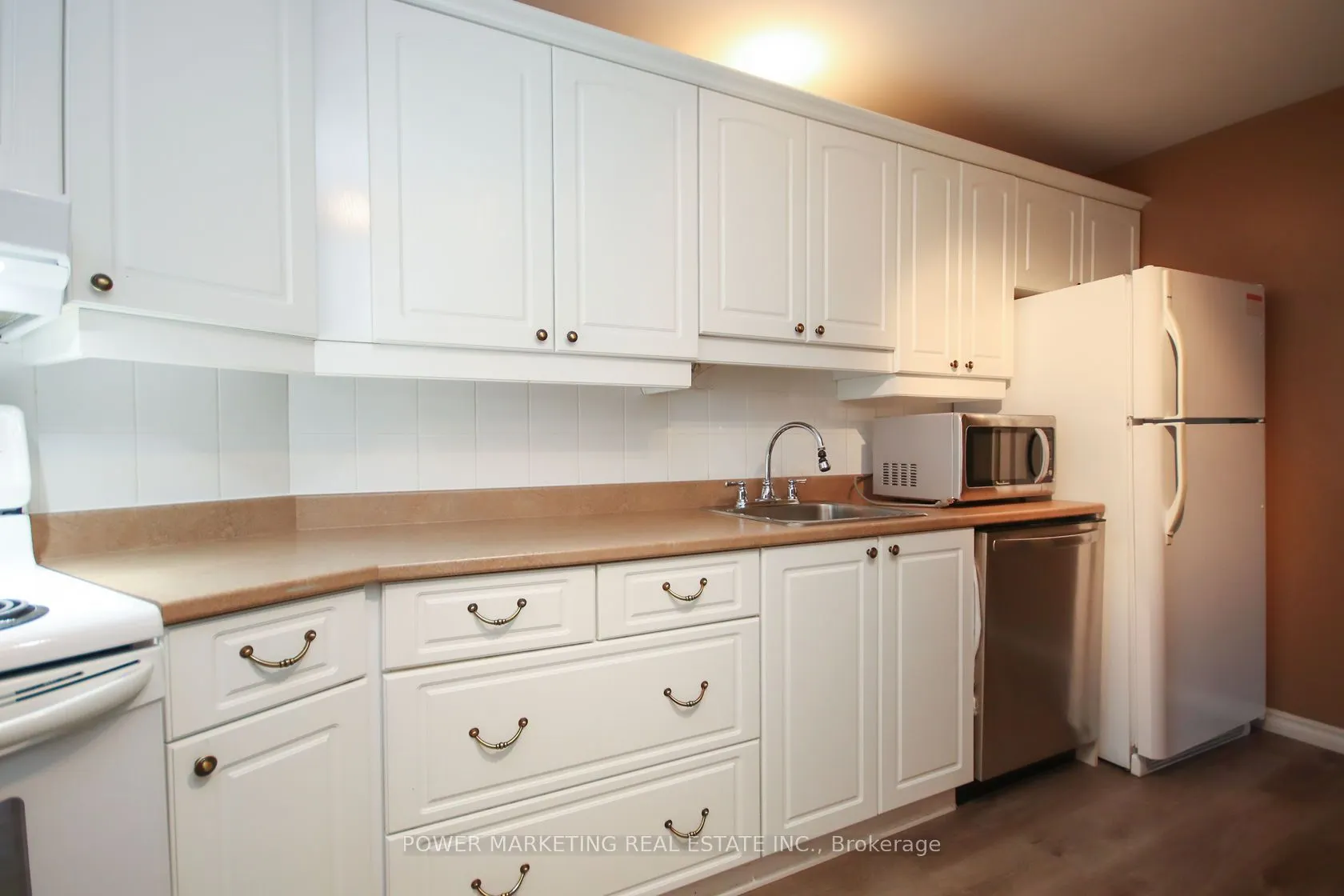 1081 AMBLESIDE Drive, #1604