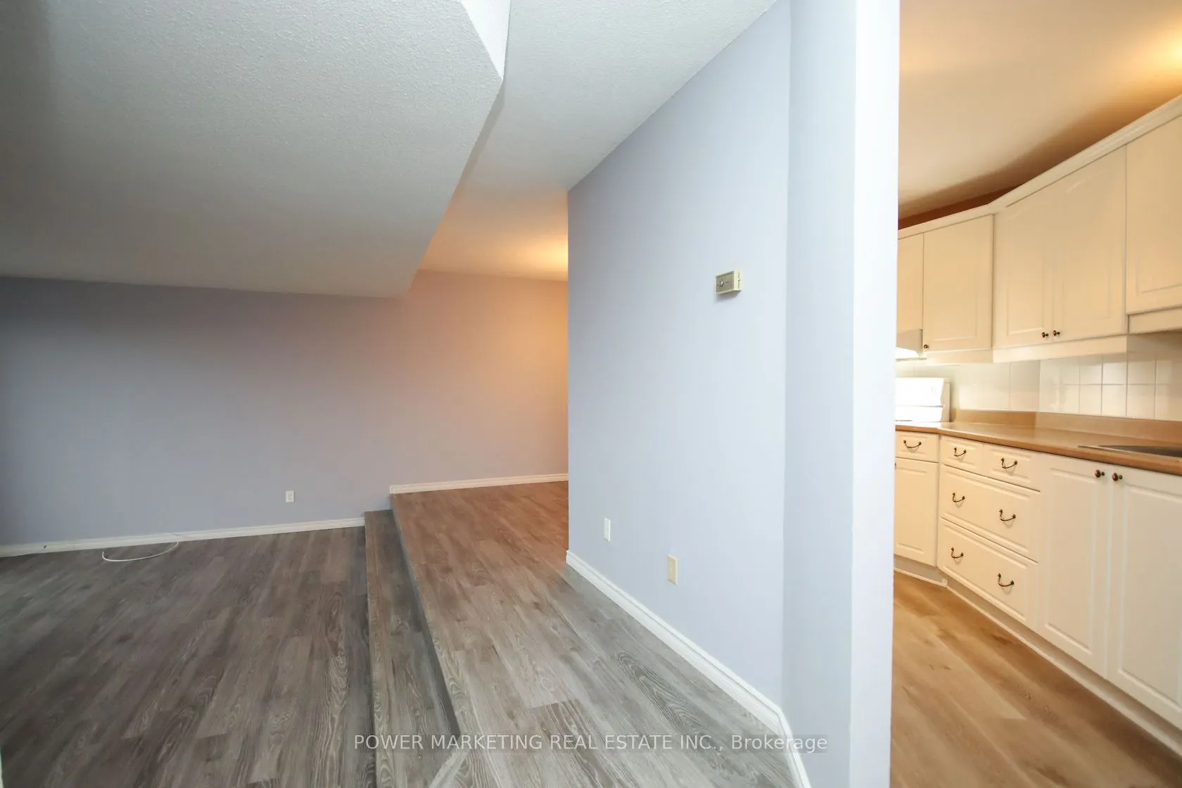 1081 AMBLESIDE Drive, #1604