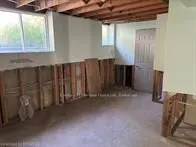 504329 Grey Road 1 Street