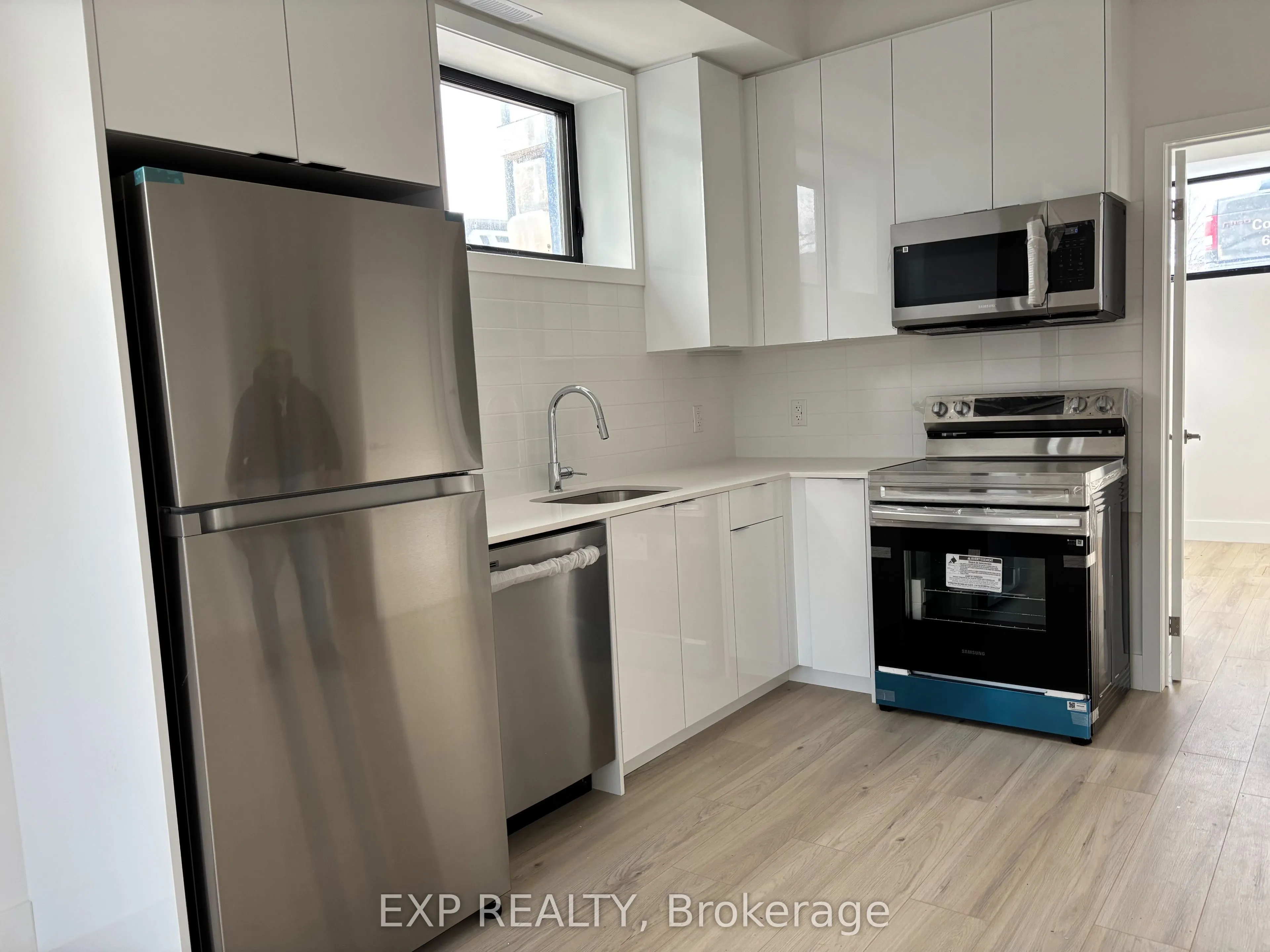 7277 Wilson Crescent, #104