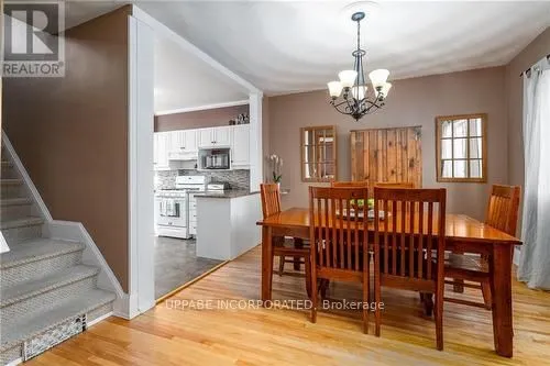 14 Beckwith Street E