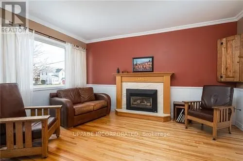 14 Beckwith Street E