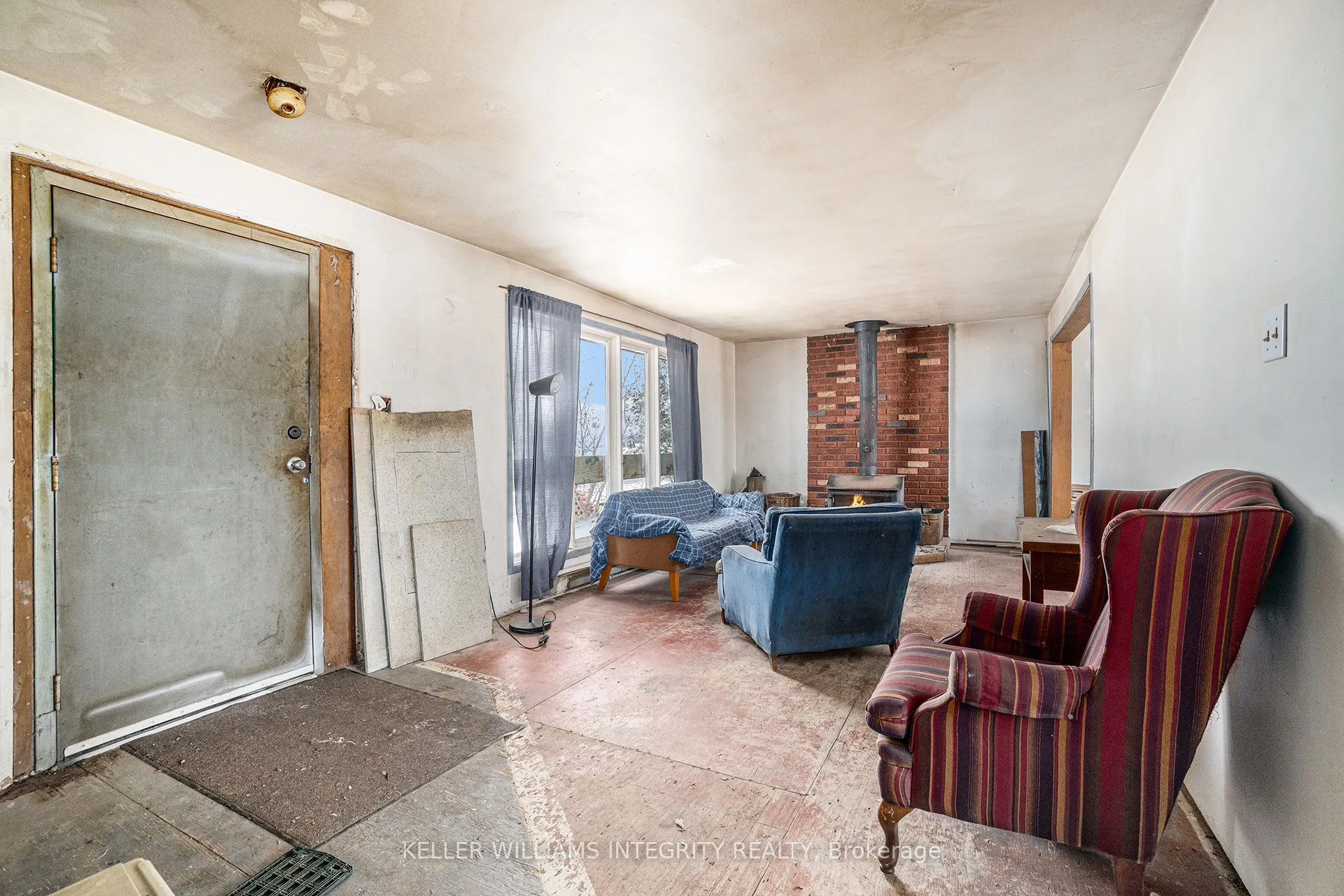 1568 Pilon Road