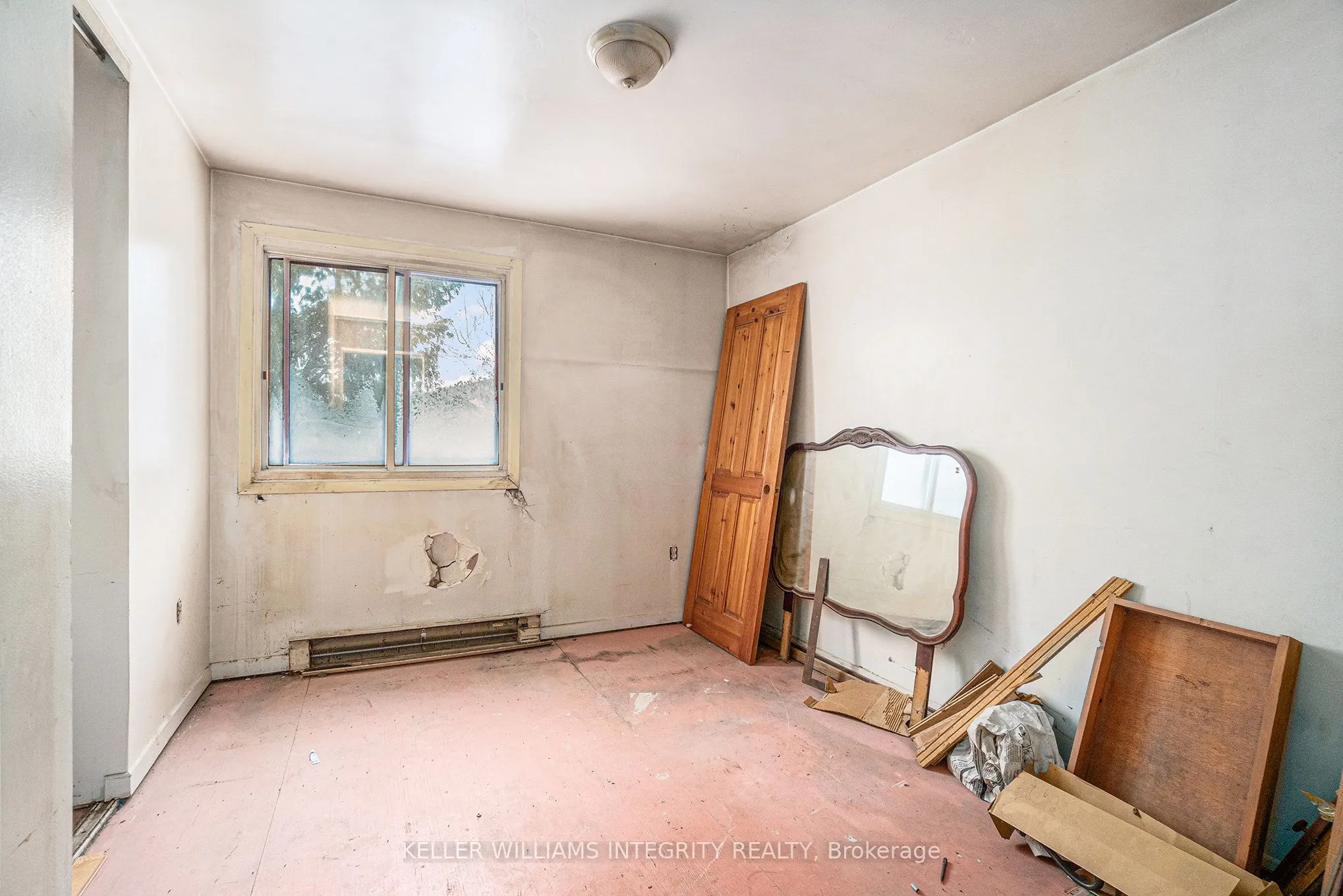 1568 Pilon Road
