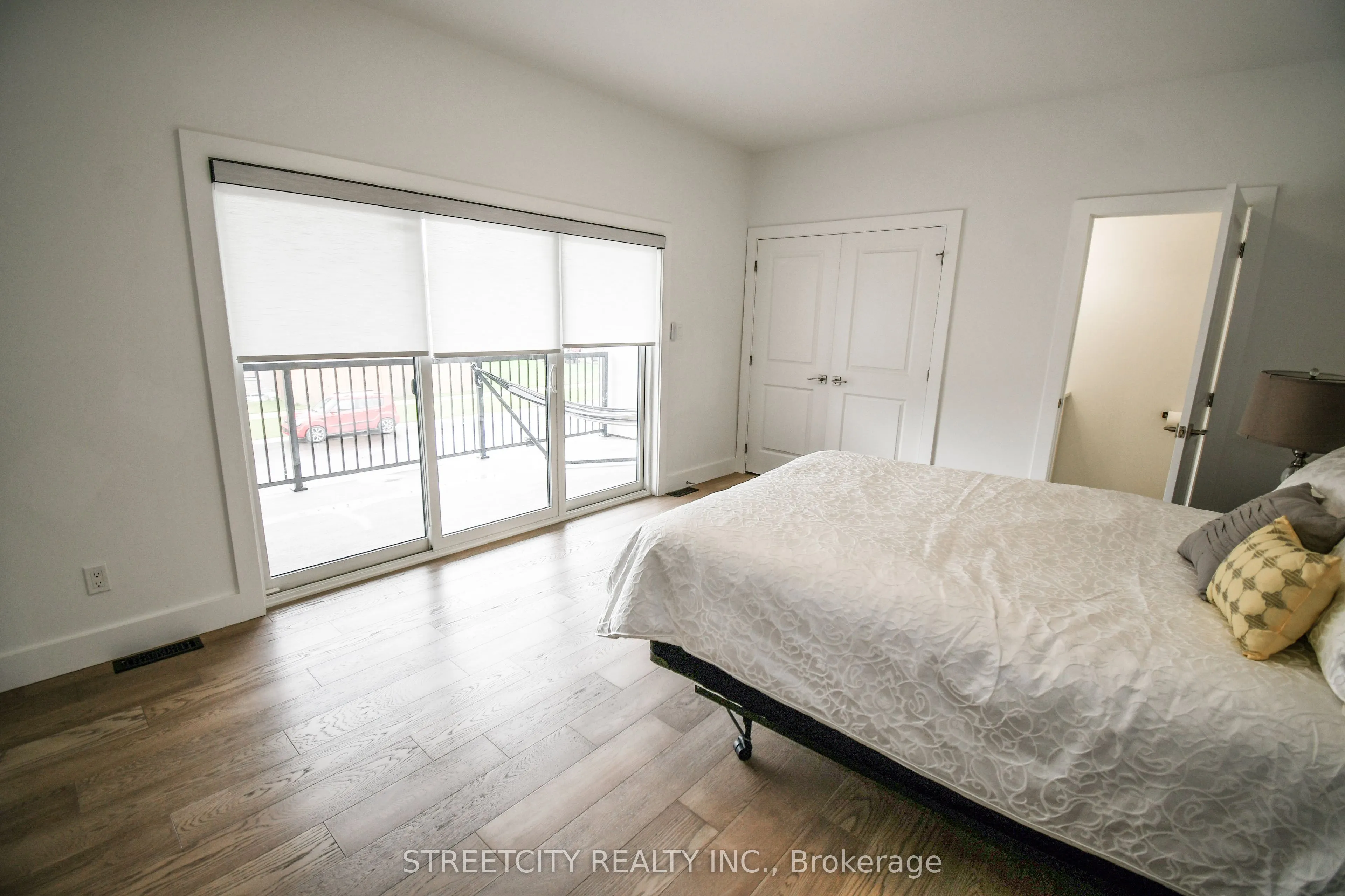 2705 Oriole Drive