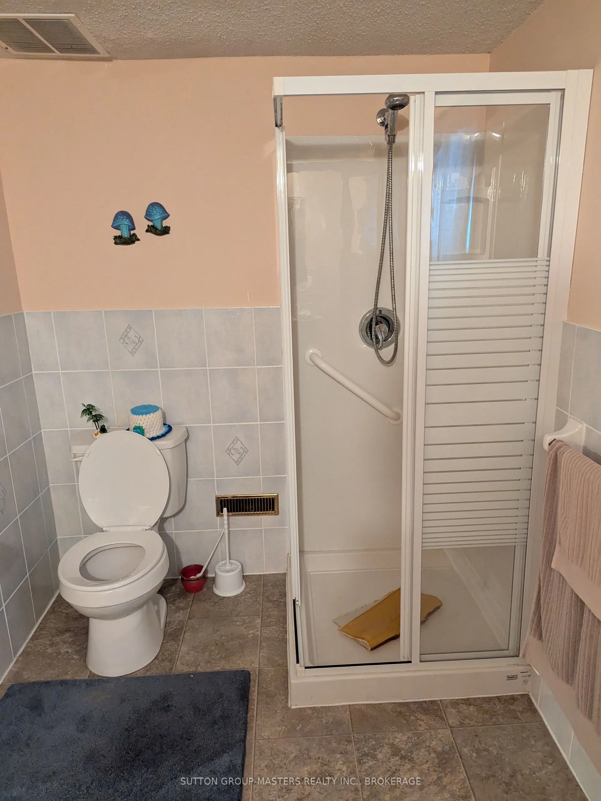 2212 Battersea Road